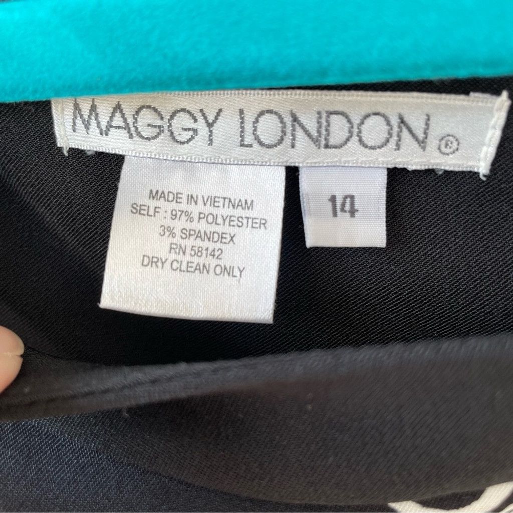 MAGGY LONDON Maggie London Black/White Scroll Print Dress Size 14 Size XL / US 12-14 / IT 48-50 - 6 Thumbnail