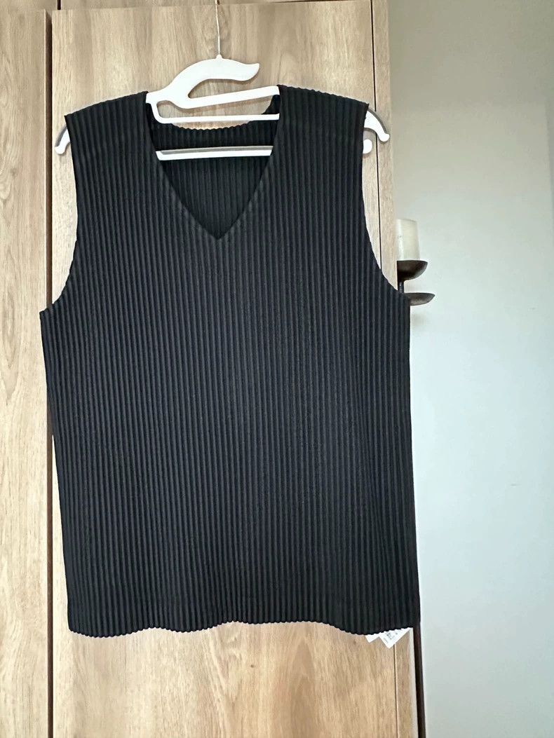 Issey Miyake issey miyake Men's black vest 2505-Nextarrow Size US M / EU 48-50 / 2 - 4 Thumbnail