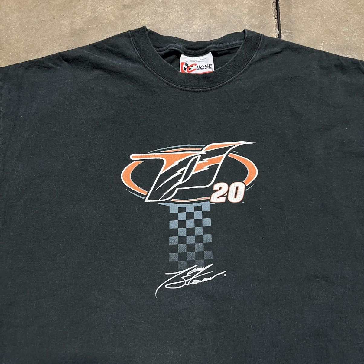 NASCAR Vintage Tony Stewart Chase Authentics Nascar T shirt Racing Size US L / EU 52-54 / 3 - 5 Thumbnail