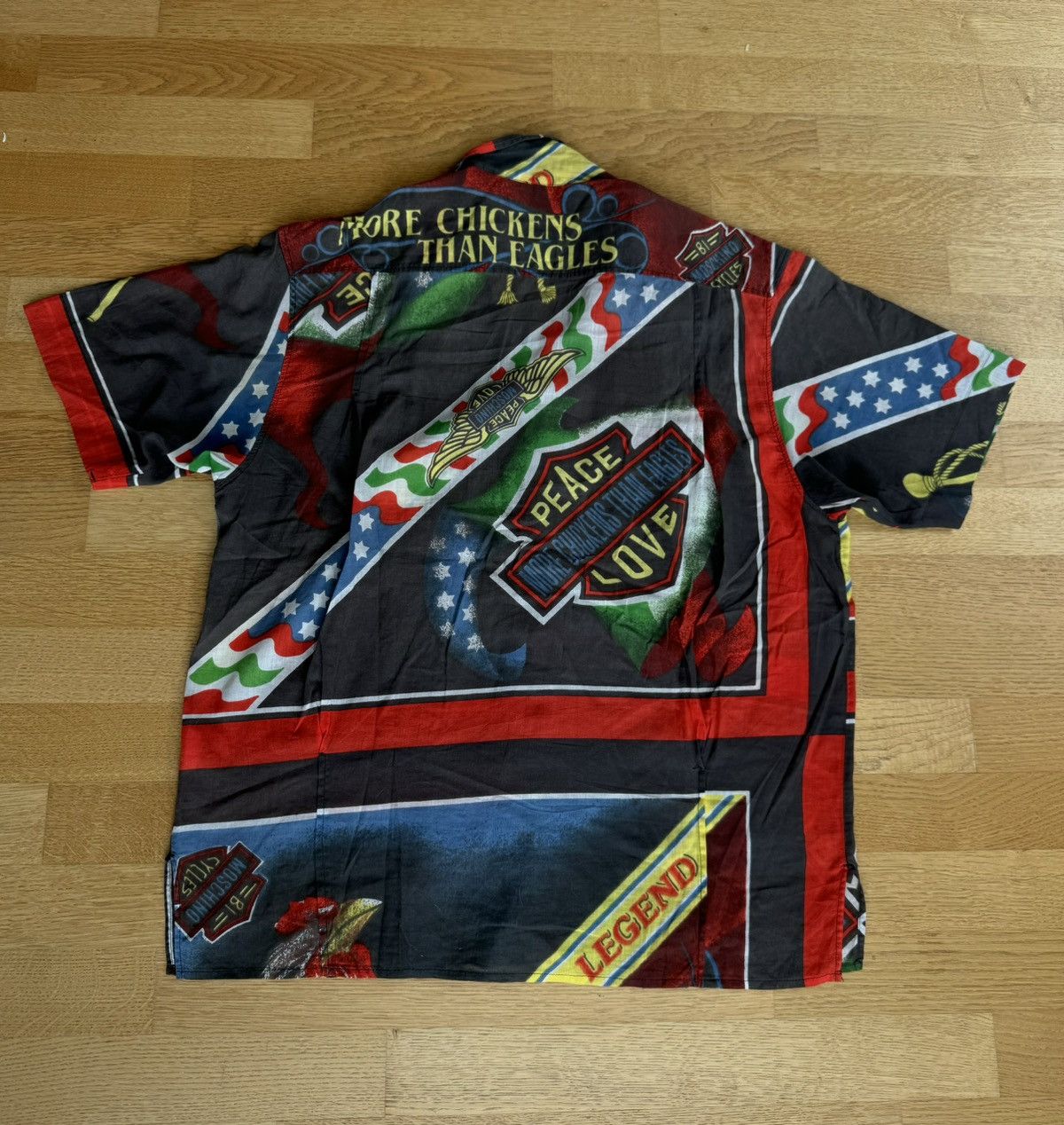 Moschino × Vintage VTG 1990‘s iconic More Chicken than Eagly Shirt Size US M / EU 48-50 / 2 - 5 Thumbnail