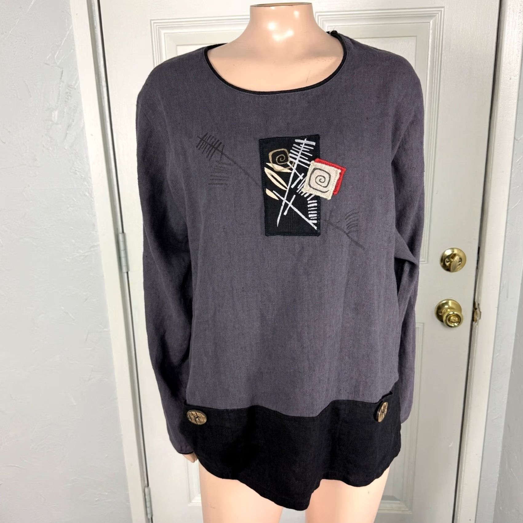 Vintage VINTAGE Fenini Women's Shirt L Linen Lagenlook Top Painted Boho Gray L/S Crew Neck Pullover Art to Wear Basic Casual Size L / US 10 / IT 46 - 2 Thumbnail