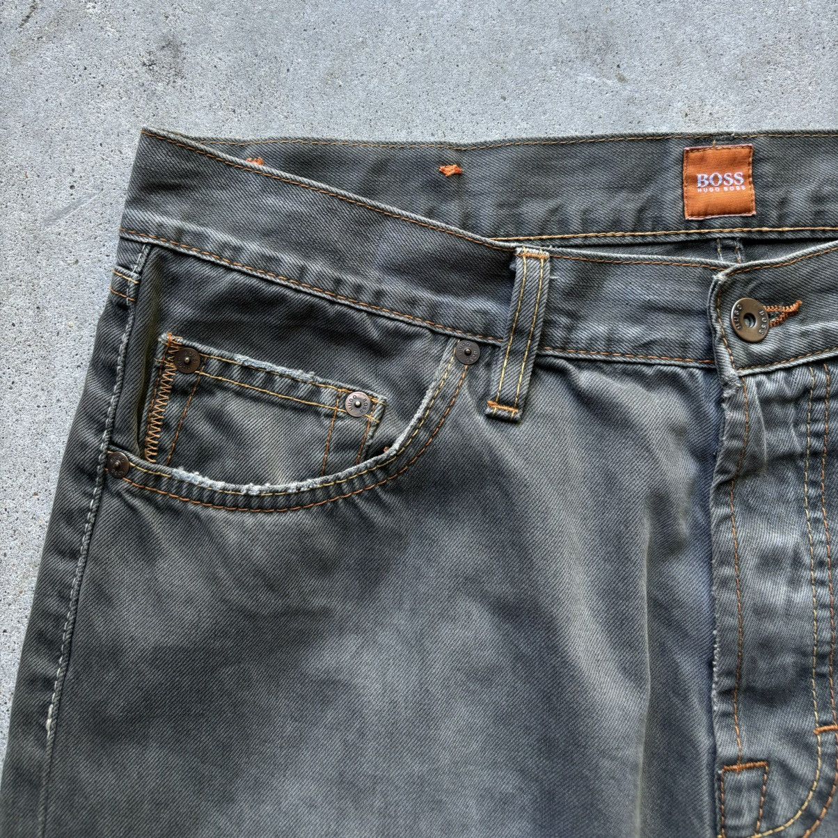 Hugo Boss × Japanese Brand × Vintage vintage Y2K HUGO BOSS Wide Leg Bootcut Fade Wash Denim jeans Size US 35 - 10 Thumbnail