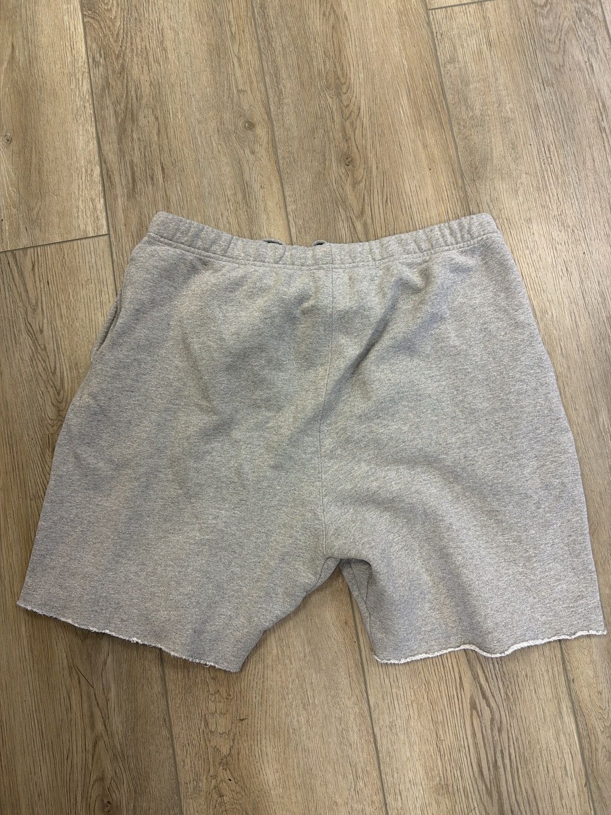 Gallery Dept. Gallery dept French logo Gray Embroidered Shorts Size US 36 / EU 52 - 2 Thumbnail