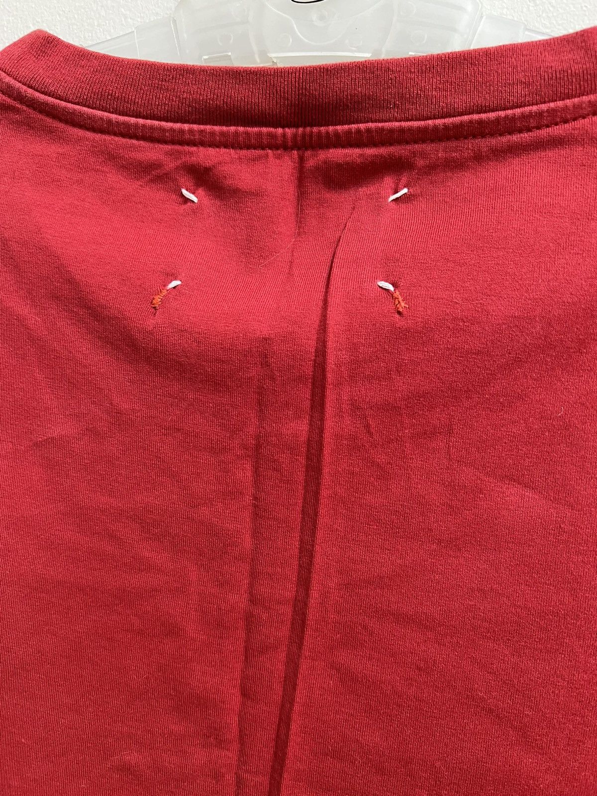 Maison Margiela Men’s Maison Martin Margeila Red cut out printed Tshirt Size US M / EU 48-50 / 2 - 4 Thumbnail