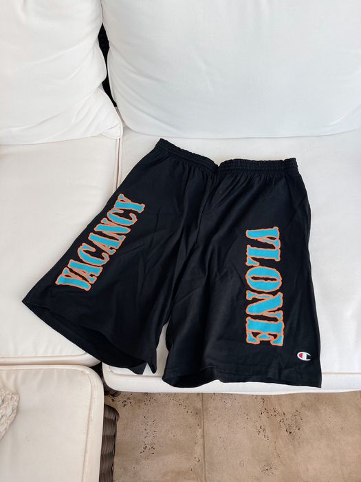 Vlone shorts outlet