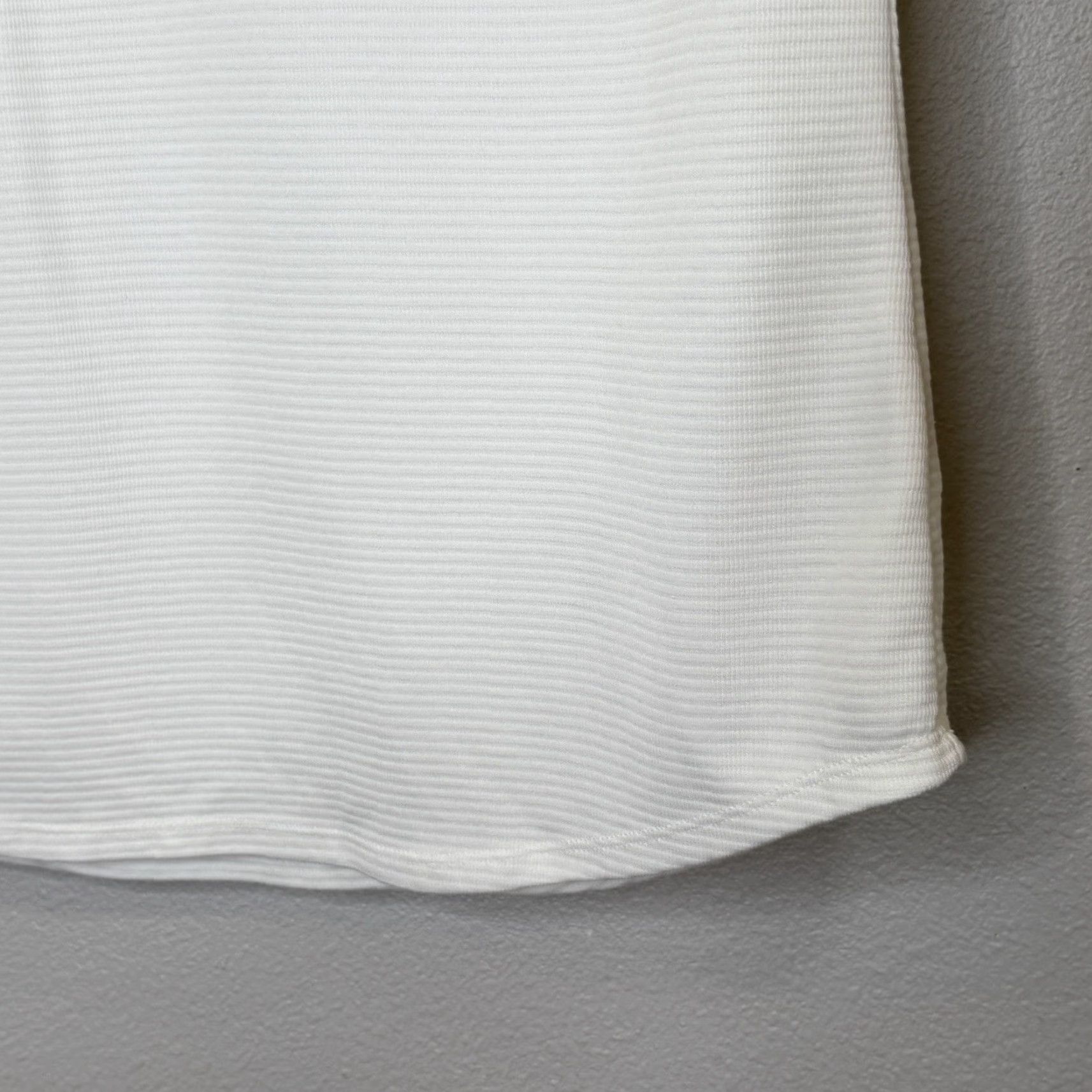 Vintage VINTAGE Seg'Ments Pullover Top Womens Medium White Ribbed V-Neck 3/4 Sleeve Canada Size M / US 6-8 / IT 42-44 - 4 Thumbnail
