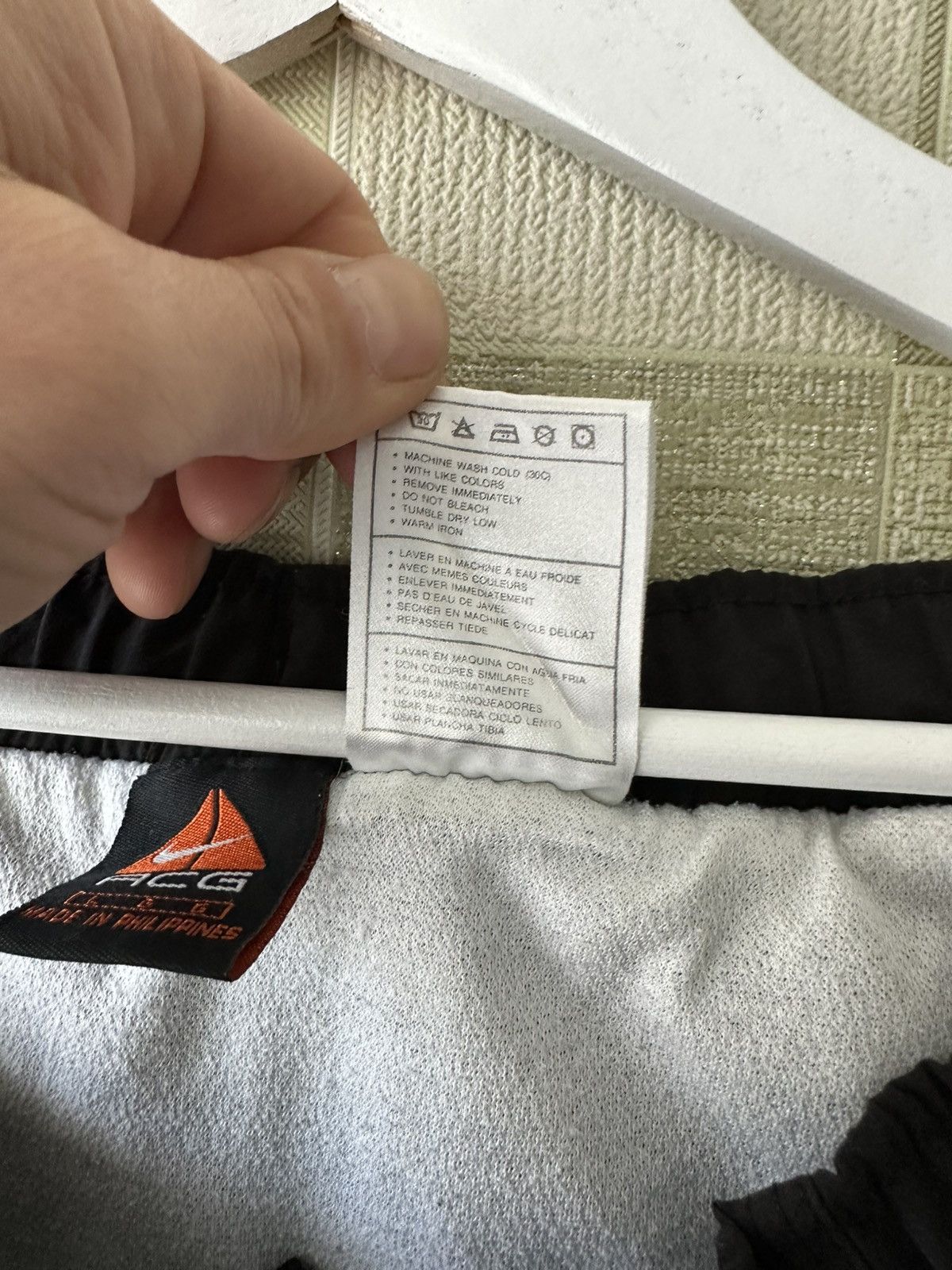 Nike ACG Nike ACG vintage shorts size L Size US 34 / EU 50 - 8 Thumbnail