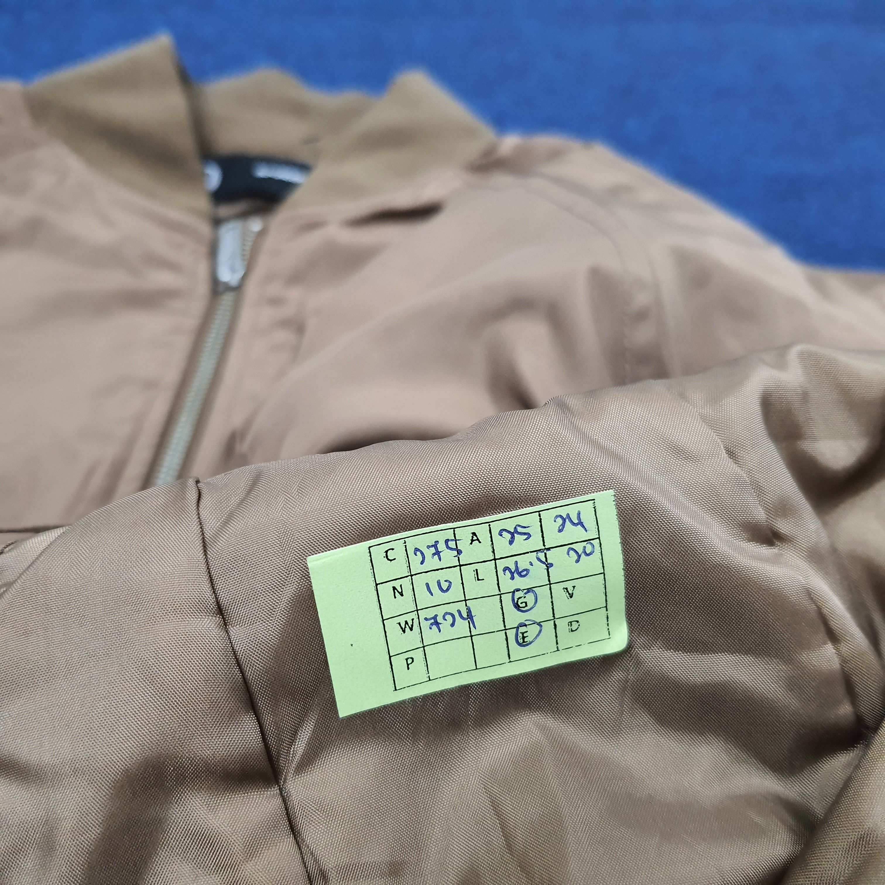 GU × Undercover Vintage GU Undercover Custom Logo Bomber Jacket C275N10 Size US L / EU 52-54 / 3 - 9 Thumbnail