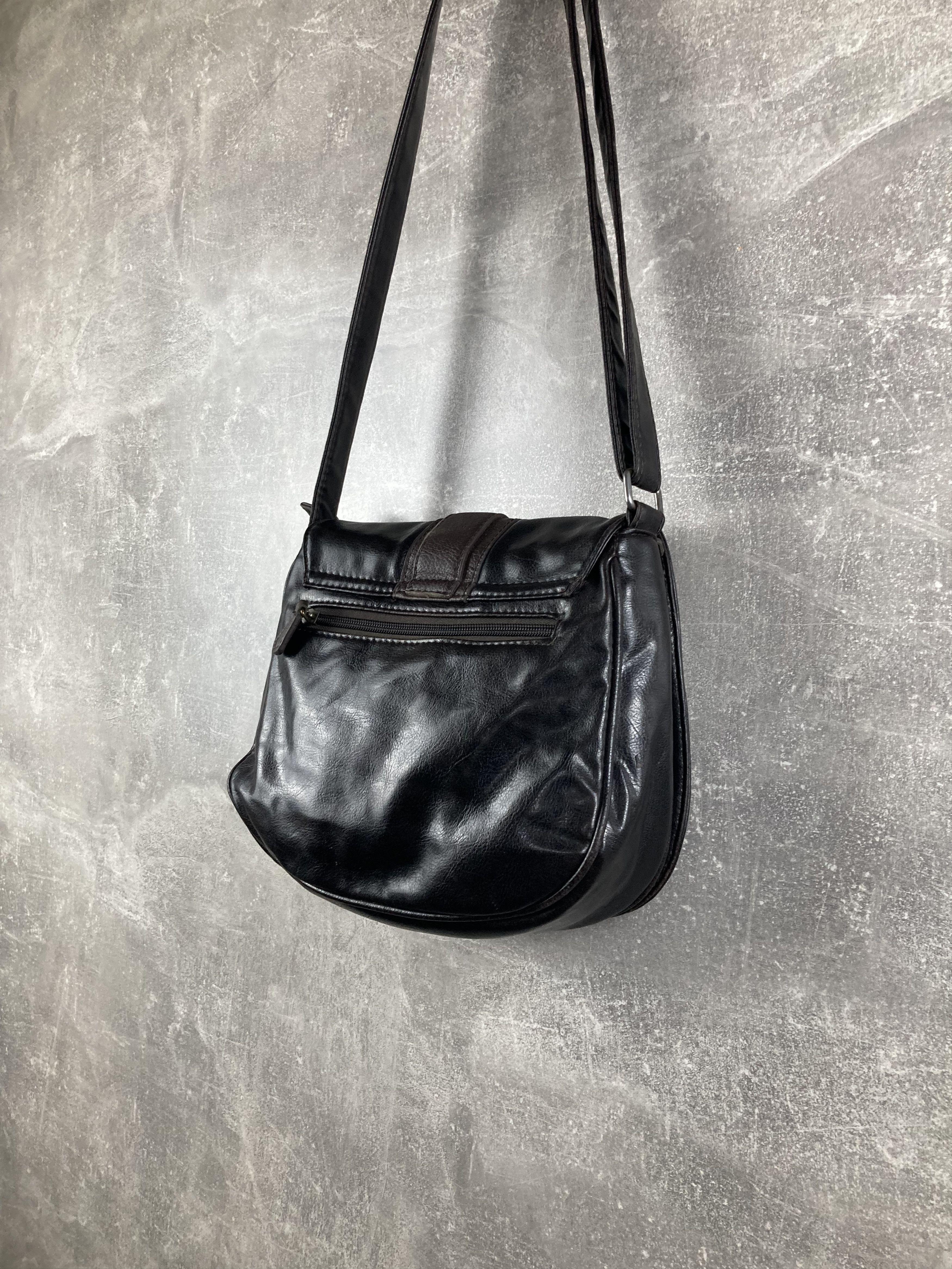 Genuine Leather Vintage leather avant garde crossbody messenger bag satchel Size ONE SIZE - 5 Thumbnail
