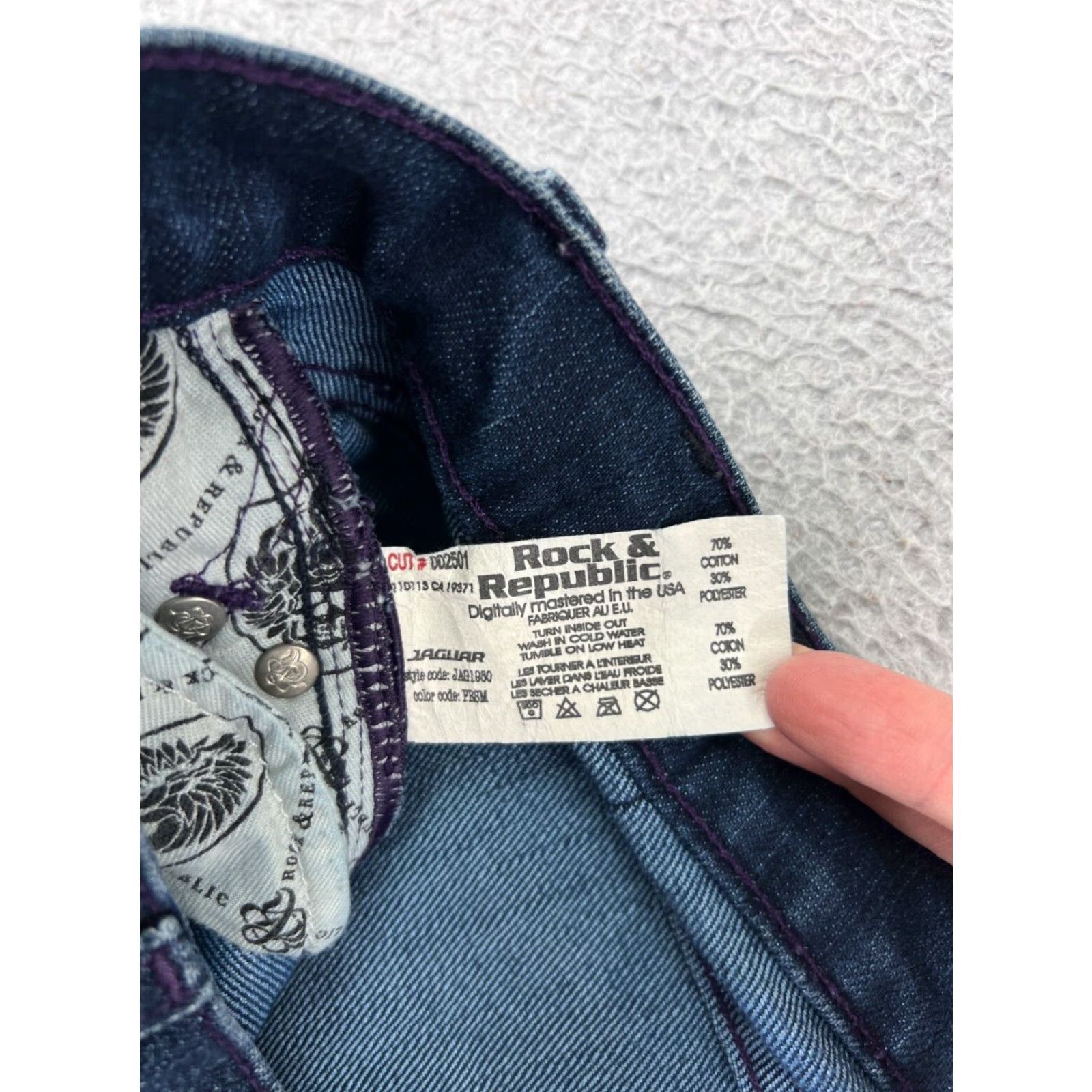 Vintage Rock & Republic Jeans Women 31 Blue Denim Bootcut Embroidered Dark Wash Low Rise Size 24" / US 00 / IT 34 - 5 Thumbnail