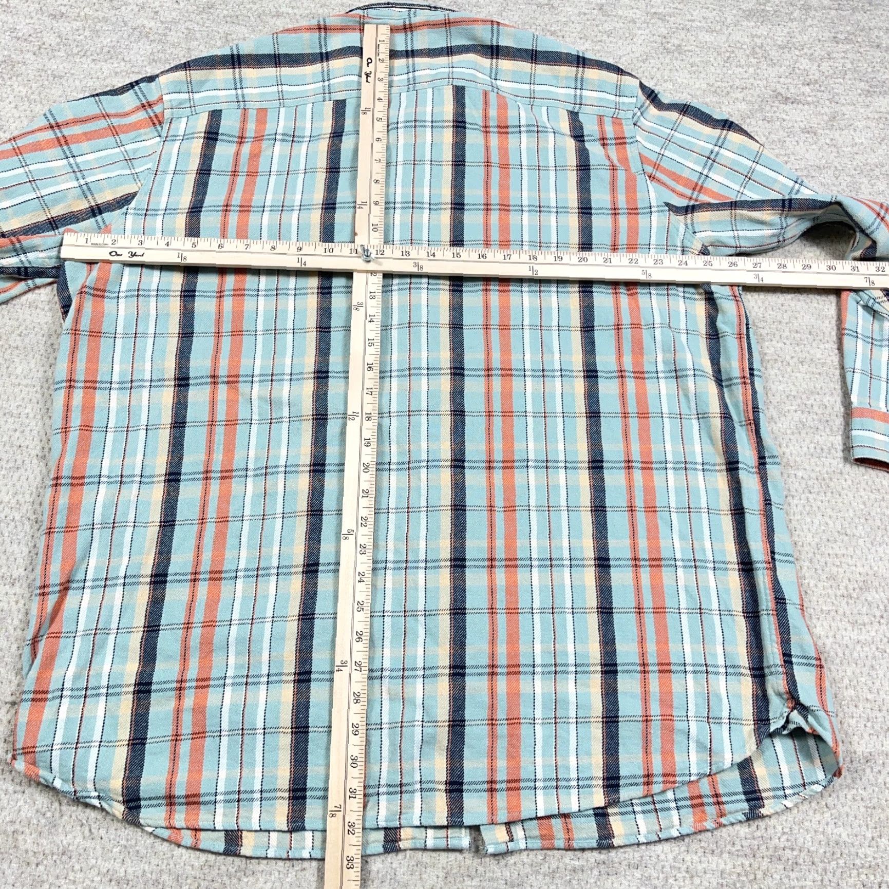 Vintage LL Bean Button-Up Shirt Men XL Light Blue Plaid Heavy Pockets Casual Workwear Flannel Cotton Dense All Seasons 100% Cotton Regular Fit Size US XL / EU 56 / 4 - 7 Thumbnail