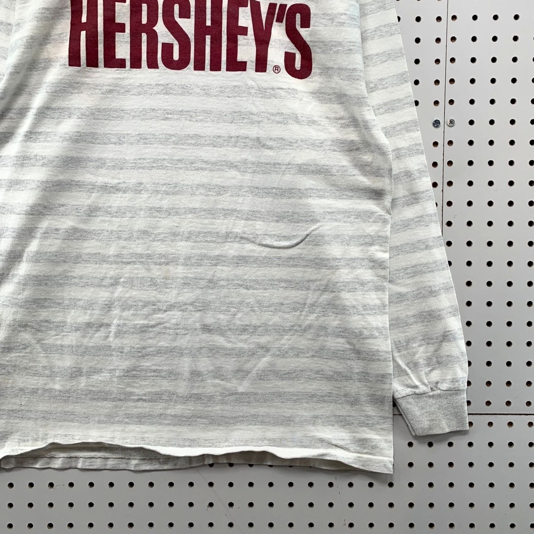 Vintage VINTAGE Hershey T Shirt Mens XL White Gray Striped Long Sleeve Made Usa Size US XL / EU 56 / 4 - 6 Thumbnail