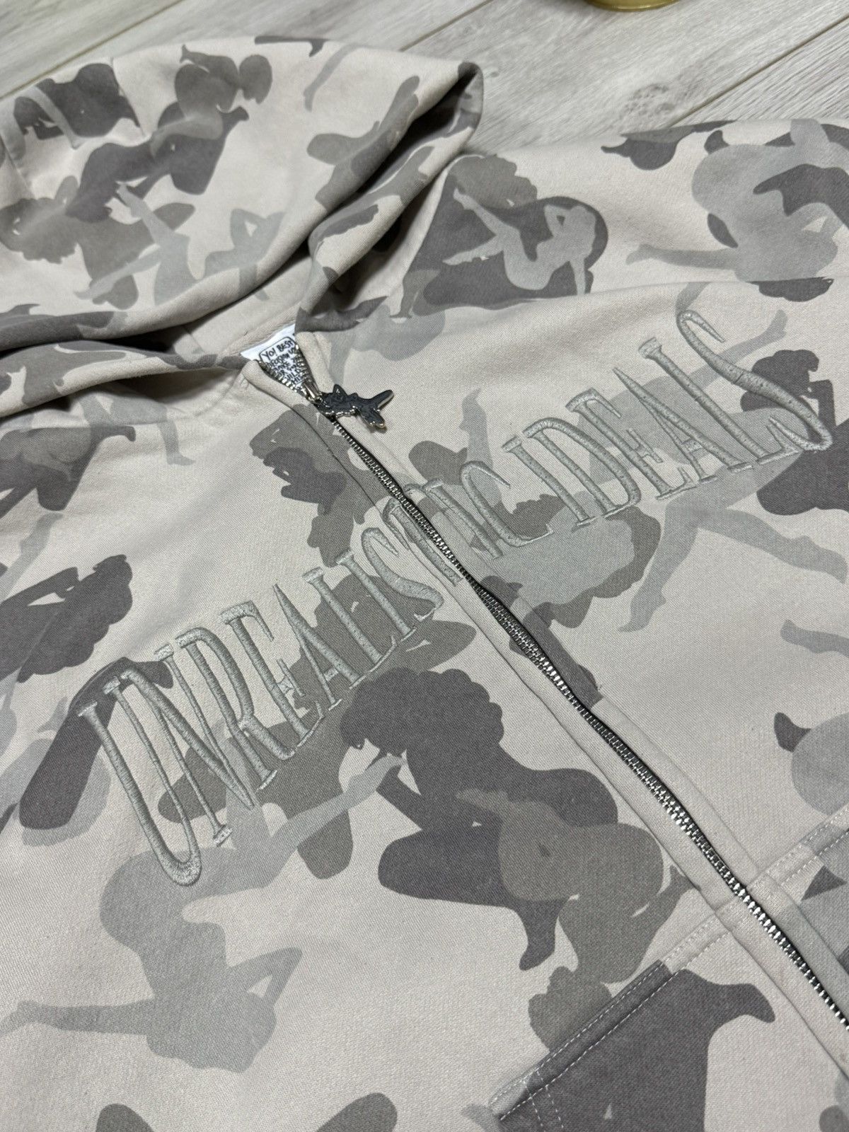 Named Collective Named Collective Unrealistic zip girls camo monogram hoodie Size US XL / EU 56 / 4 - 2 Thumbnail