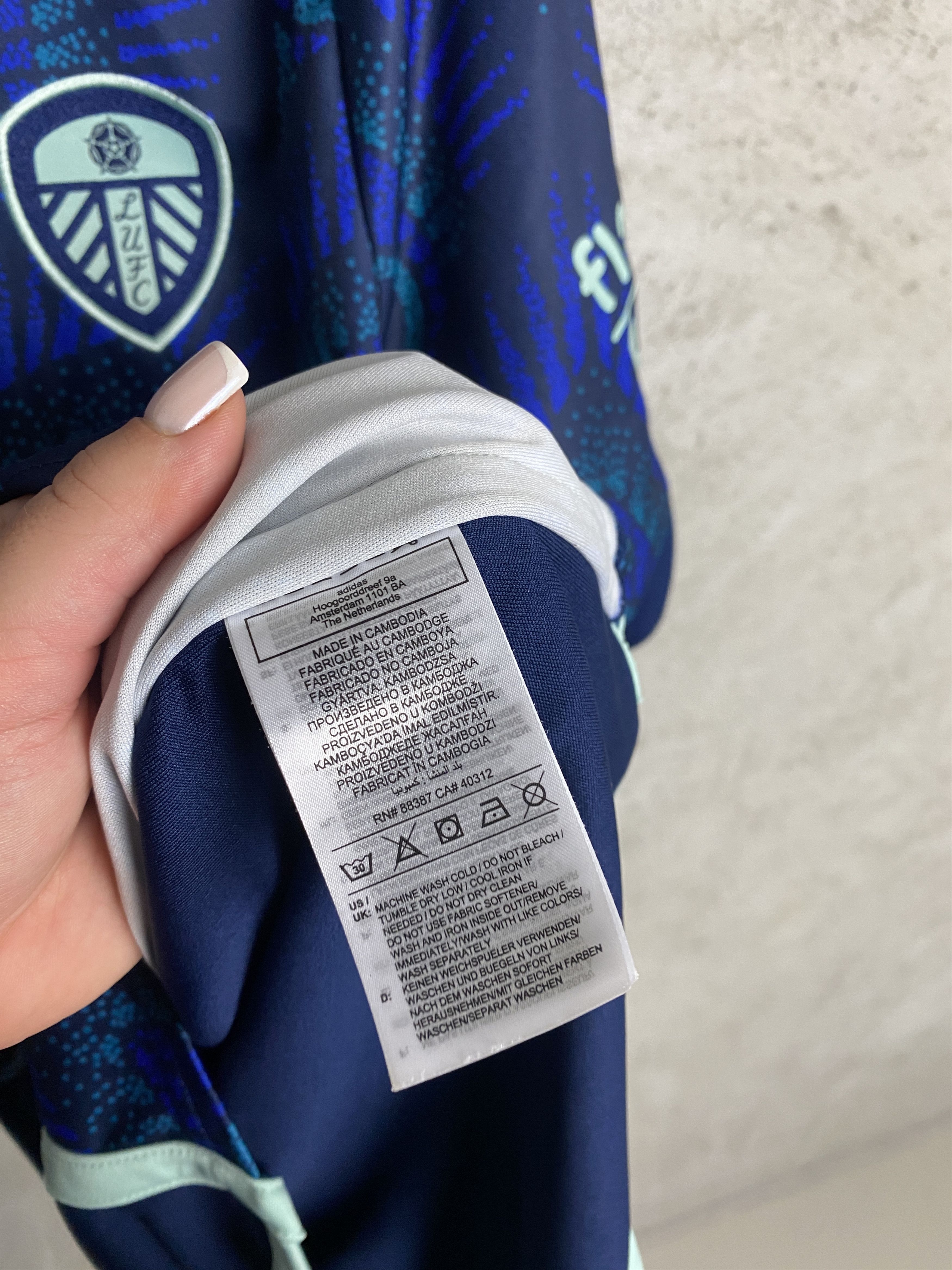 Adidas 2023 Adidas LUFC Leeds United Jersey Blockcore Y2K Size US S / EU 44-46 / 1 - 6 Thumbnail