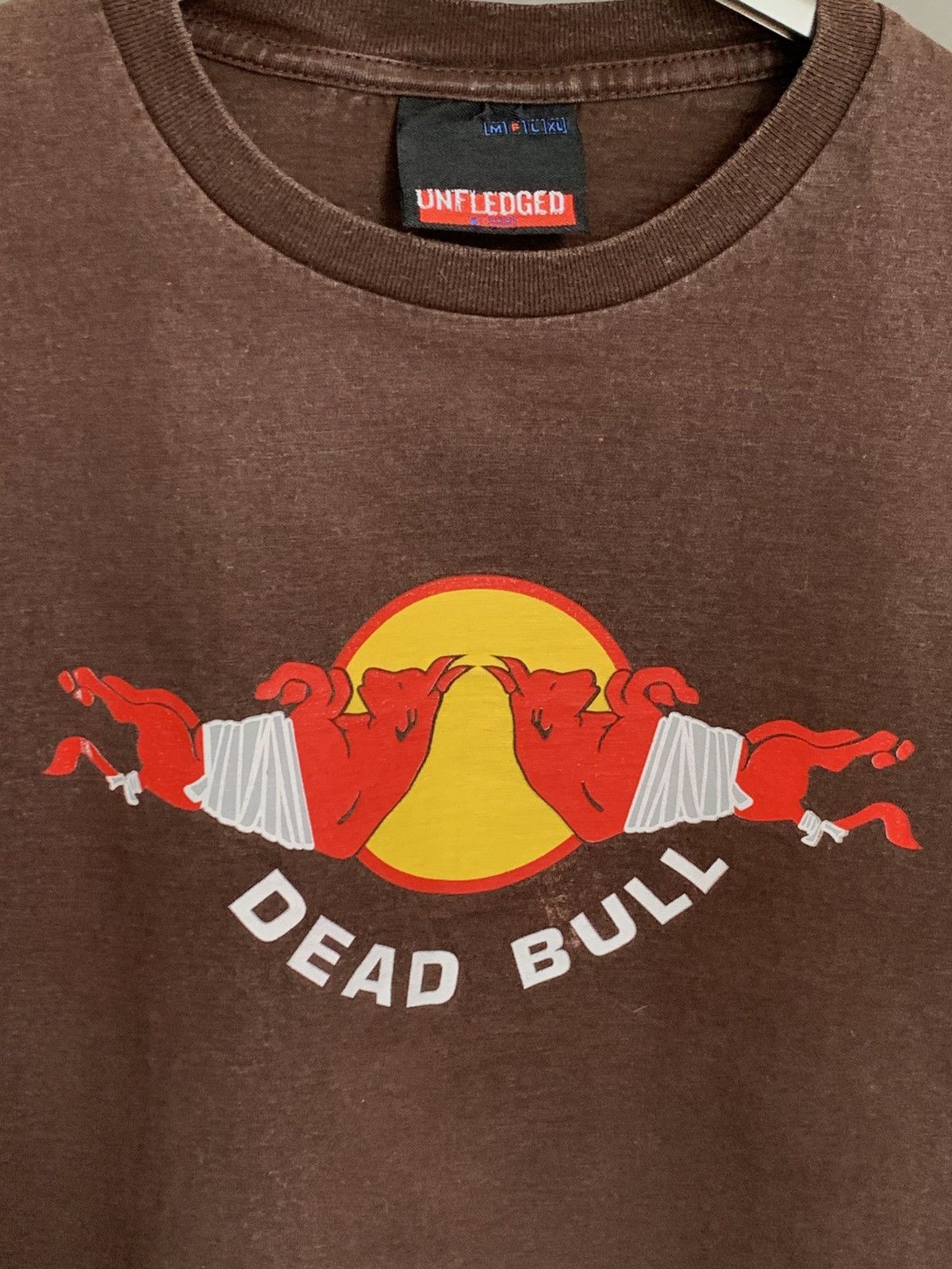 Red Bull VTG Dead Bull Red Bull Unfledged Brown Japanese T-Shirt S sz Size US S / EU 44-46 / 1 - 3 Thumbnail