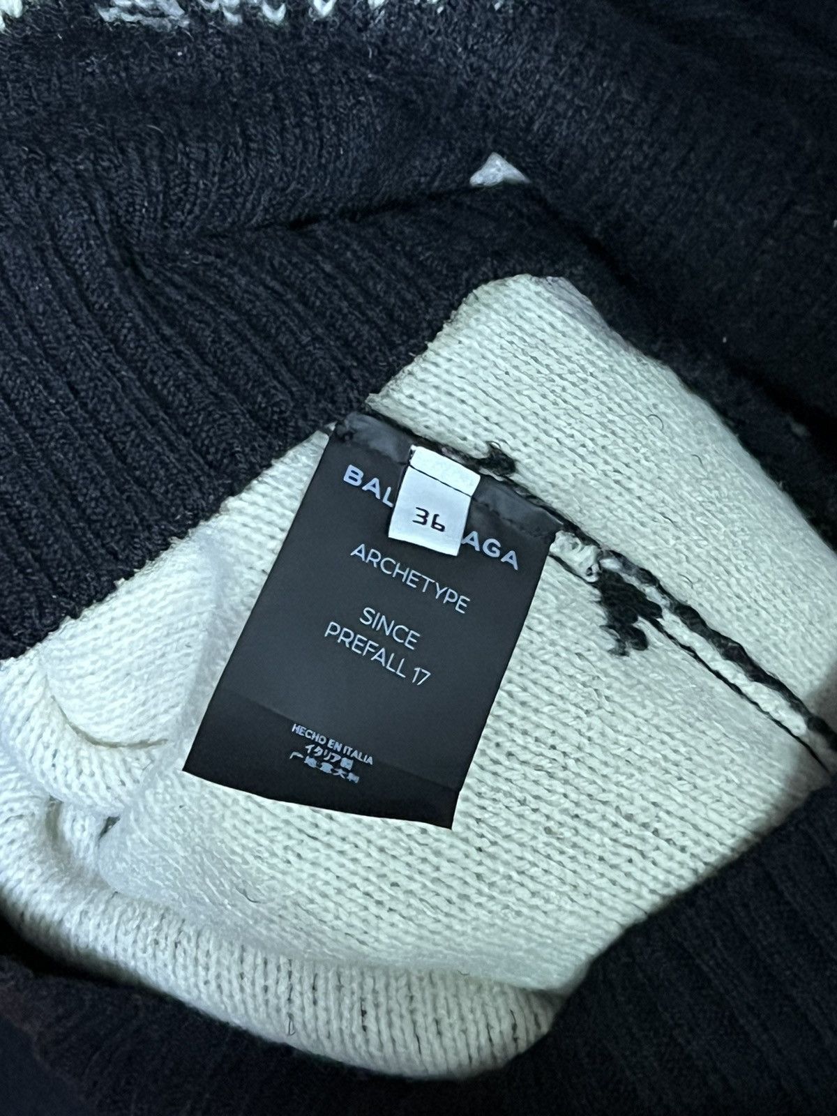 Balenciaga BALENCIAGA LOGO KNIT SWEATER Size US M / EU 48-50 / 2 - 7 Thumbnail