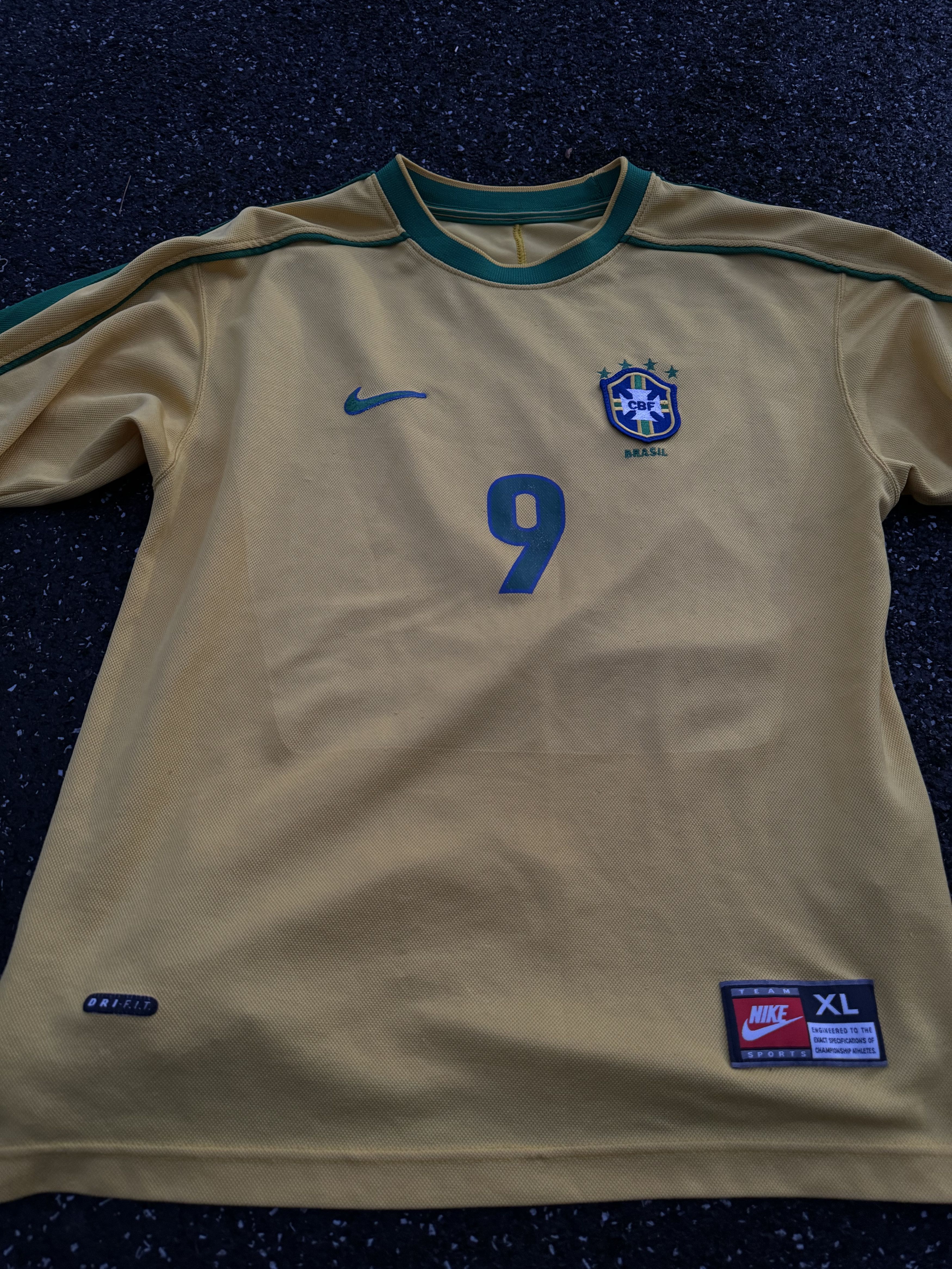 Nike × Vintage 1998 Nike Brasil Ronaldo Vintage & Rare Jersey Football Size US L / EU 52-54 / 3 - 3 Thumbnail