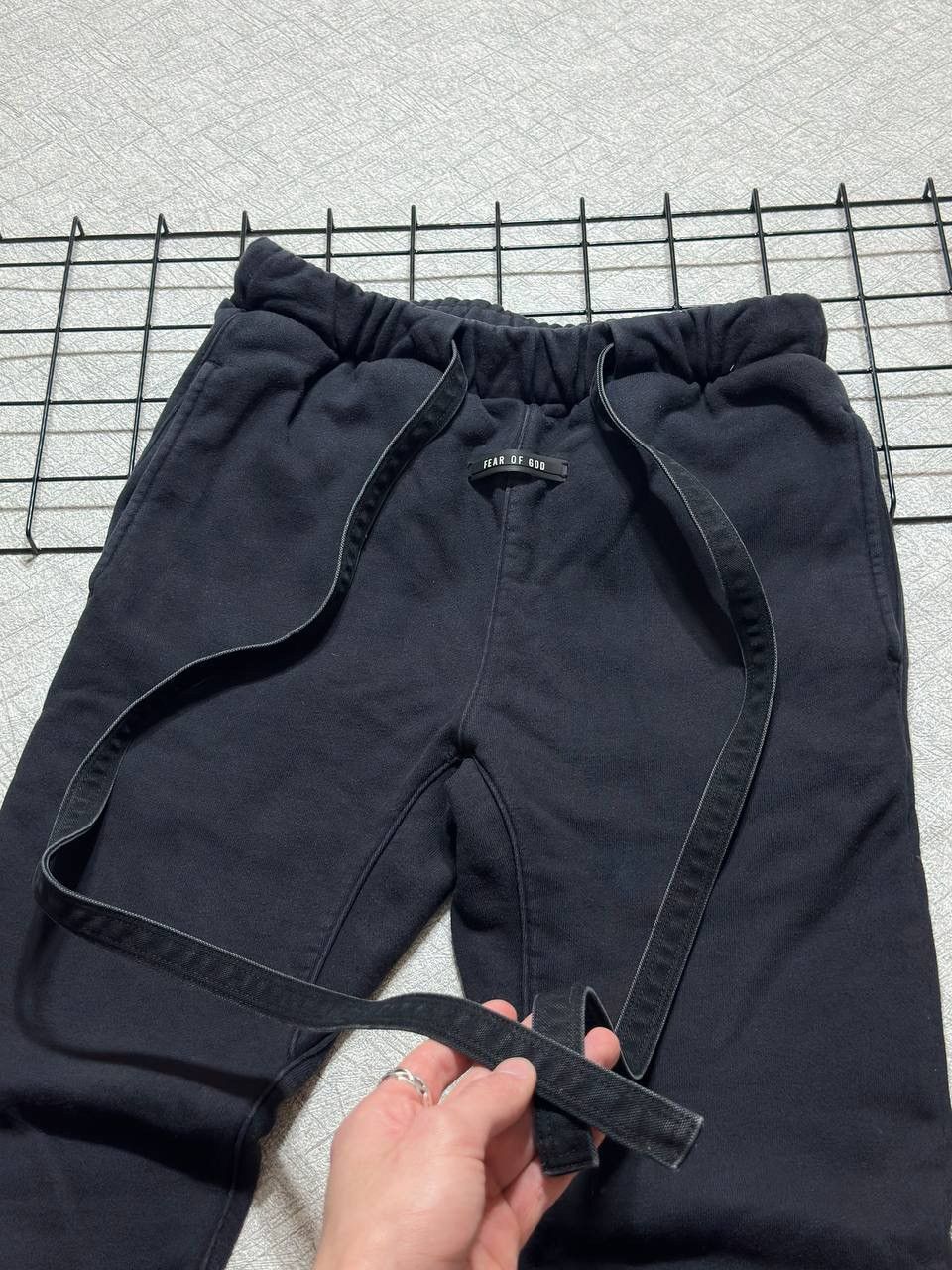 Fear of God Archive Hype Fear of God Sixth Collection Sweatpants Pants Size US 28 / EU 44 - 3 Thumbnail