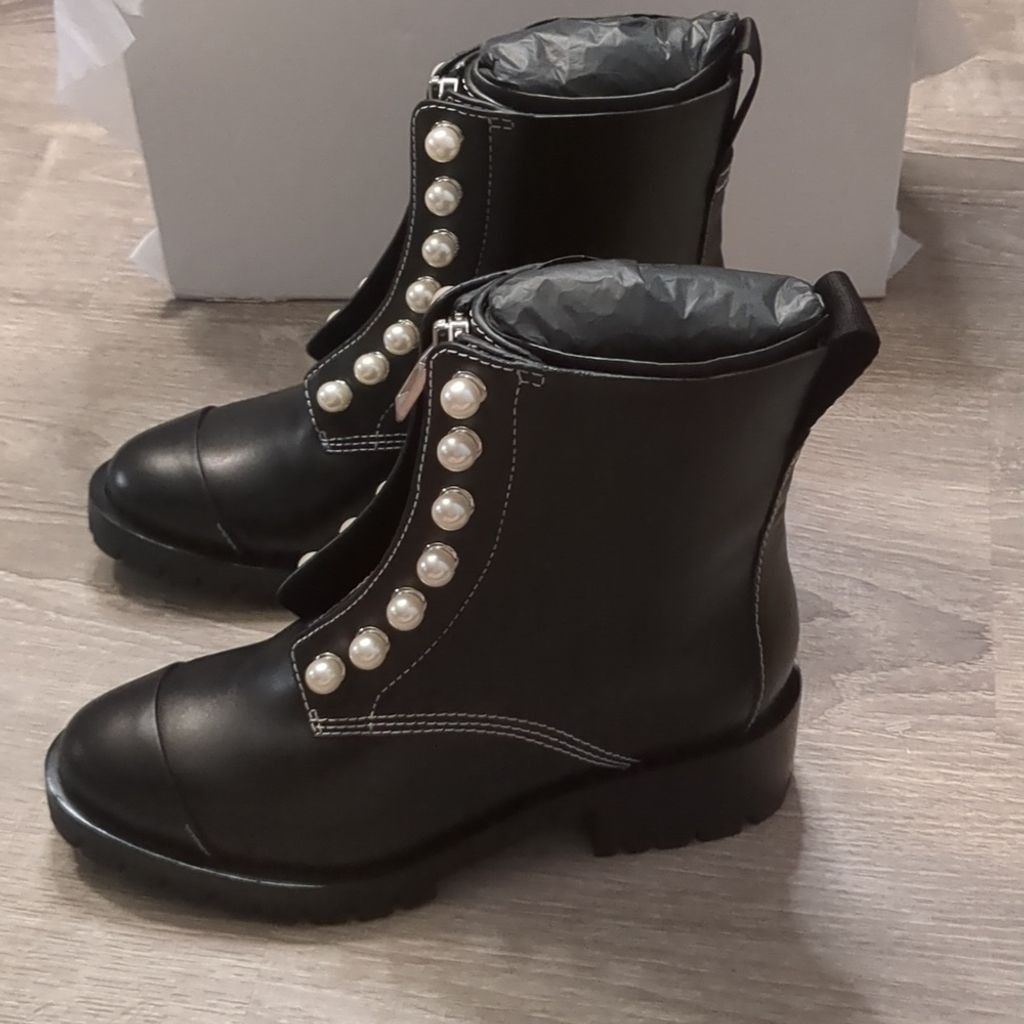3.1 Phillip Lim 3.1 Phillip Lim hayett lug sole zip boot w/ pearls size 39 Size US 9 / IT 39 - 4 Thumbnail