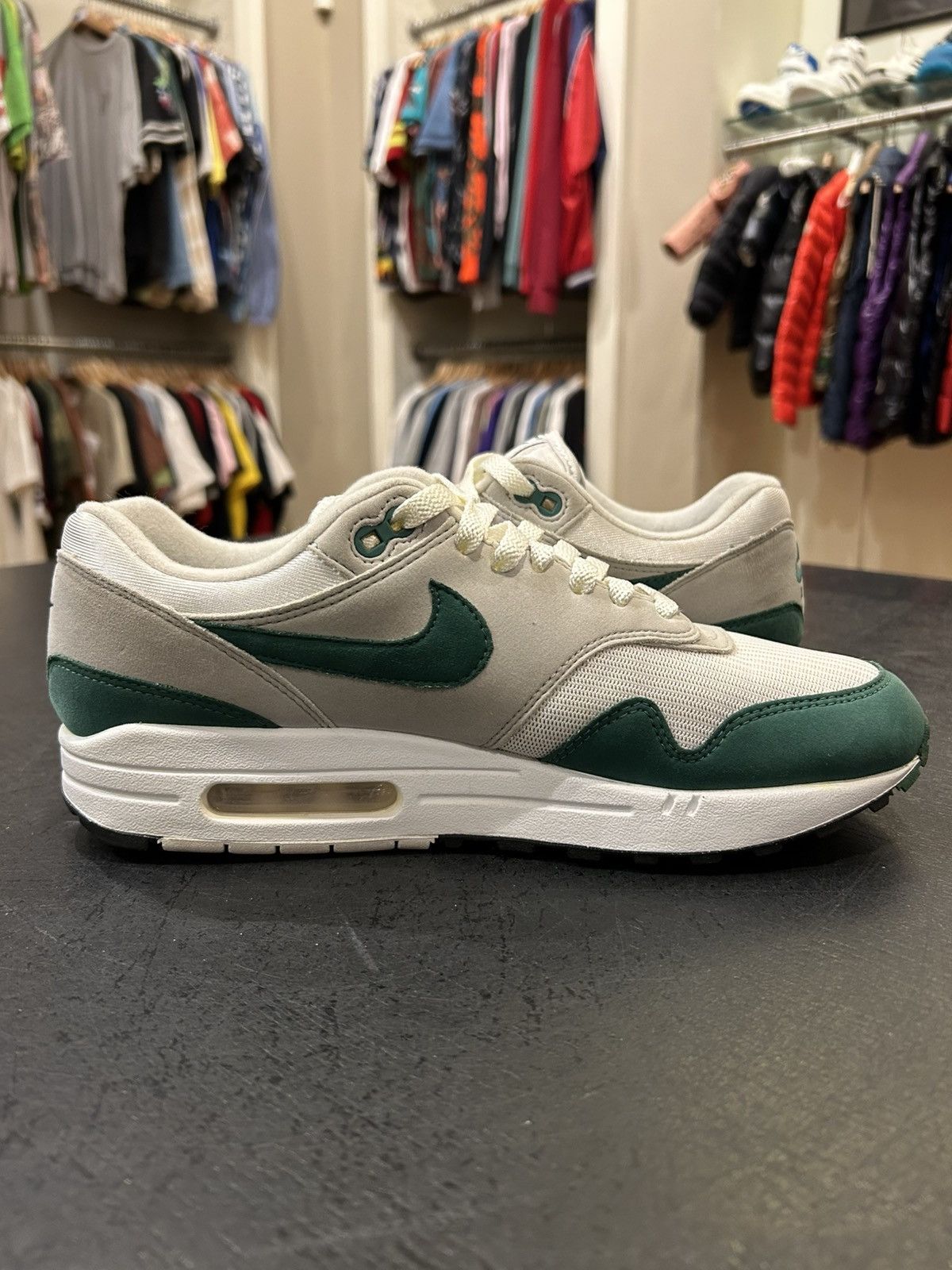 Nike Nike Air Max 1 ‘Evergreen Aura’ Size US 9 / EU 42 - 4 Thumbnail