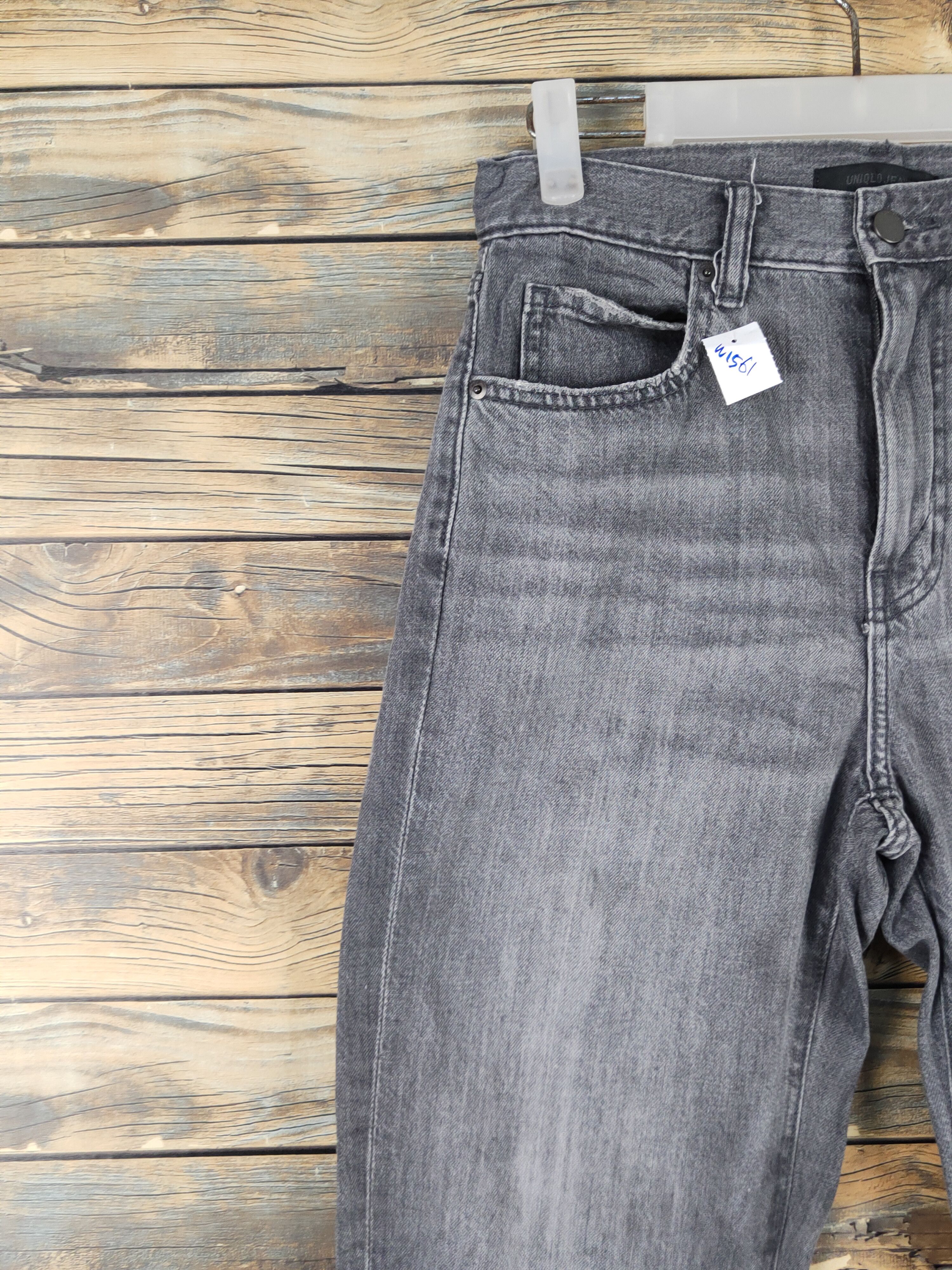 Japanese Brand Uniqlo Black Distressed Ripped denim Jeans #W1561 Size US 28 / EU 44 - 3 Thumbnail