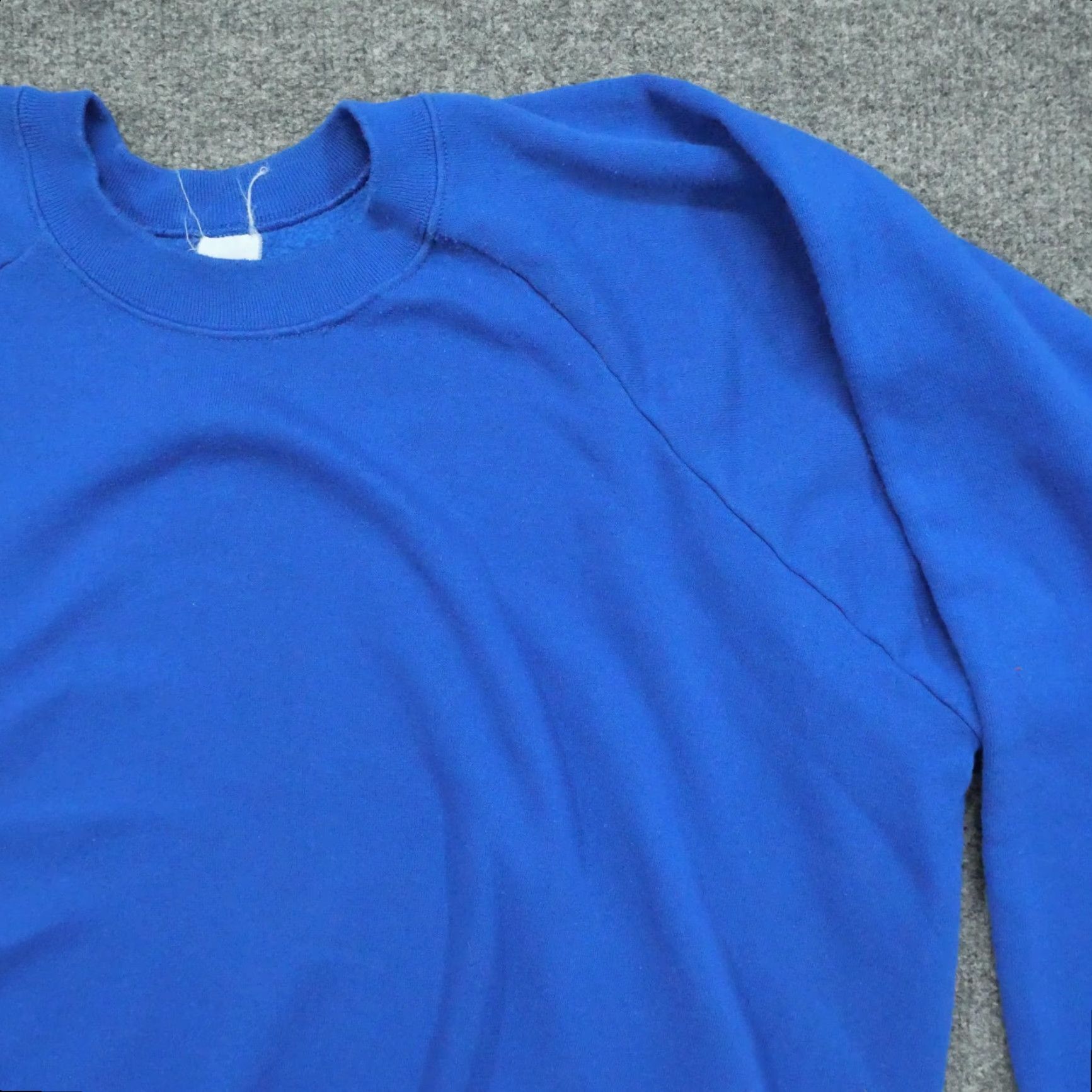 Vintage VINTAGE Sweatshirt Mens Large Raglan Sleeve 80s 90s Blue Cotton Logo Pullover Crew Neck Regular/100% Cotton 90s Size US L / EU 52-54 / 3 - 2 Thumbnail