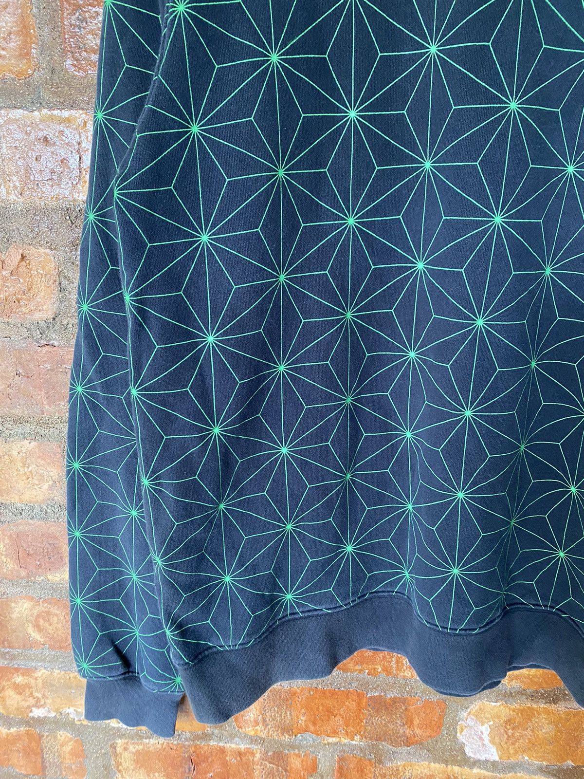 Swagger 2008 Swagger psychedelic illustration green sweatshirt Size US L / EU 52-54 / 3 - 7 Thumbnail