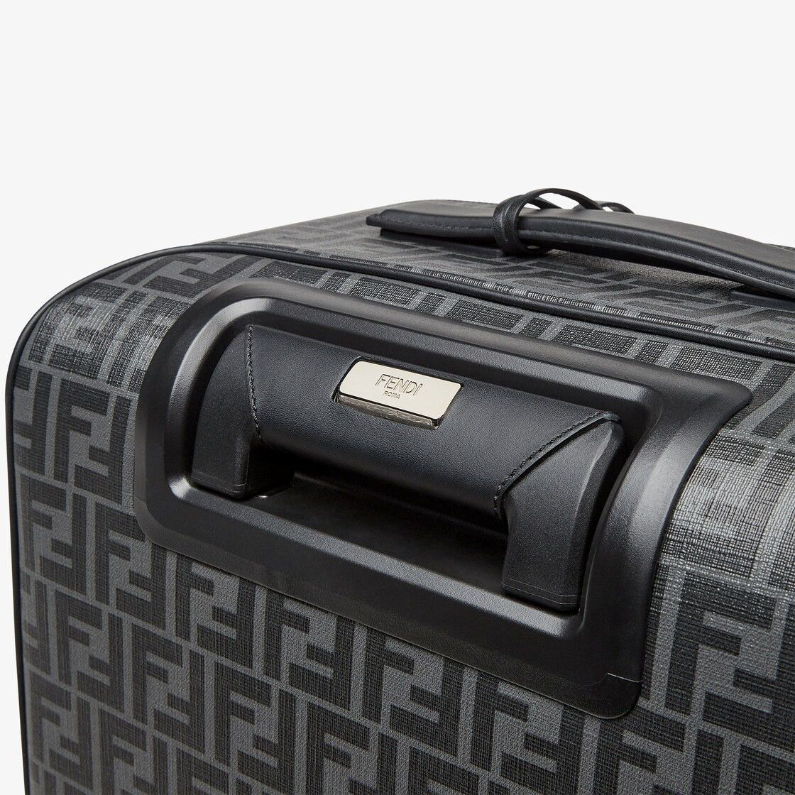 Fendi o1s1wg110925 Size: OS/Cabin Size Trolley in Black Size ONE SIZE - 5 Thumbnail