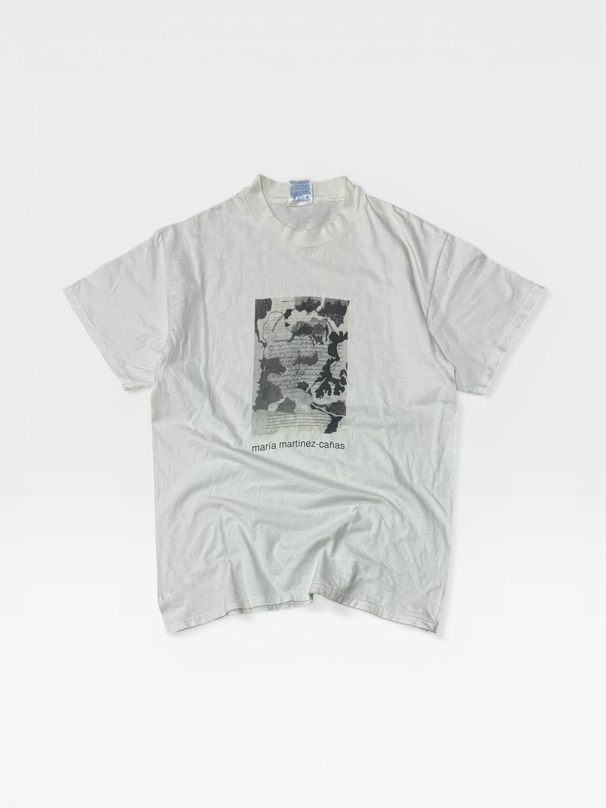 Vintage Vintage 90sMaría Martinez-Cañas Dislocations Finland Art Tee Size US L / EU 52-54 / 3 - 1 Thumbnail