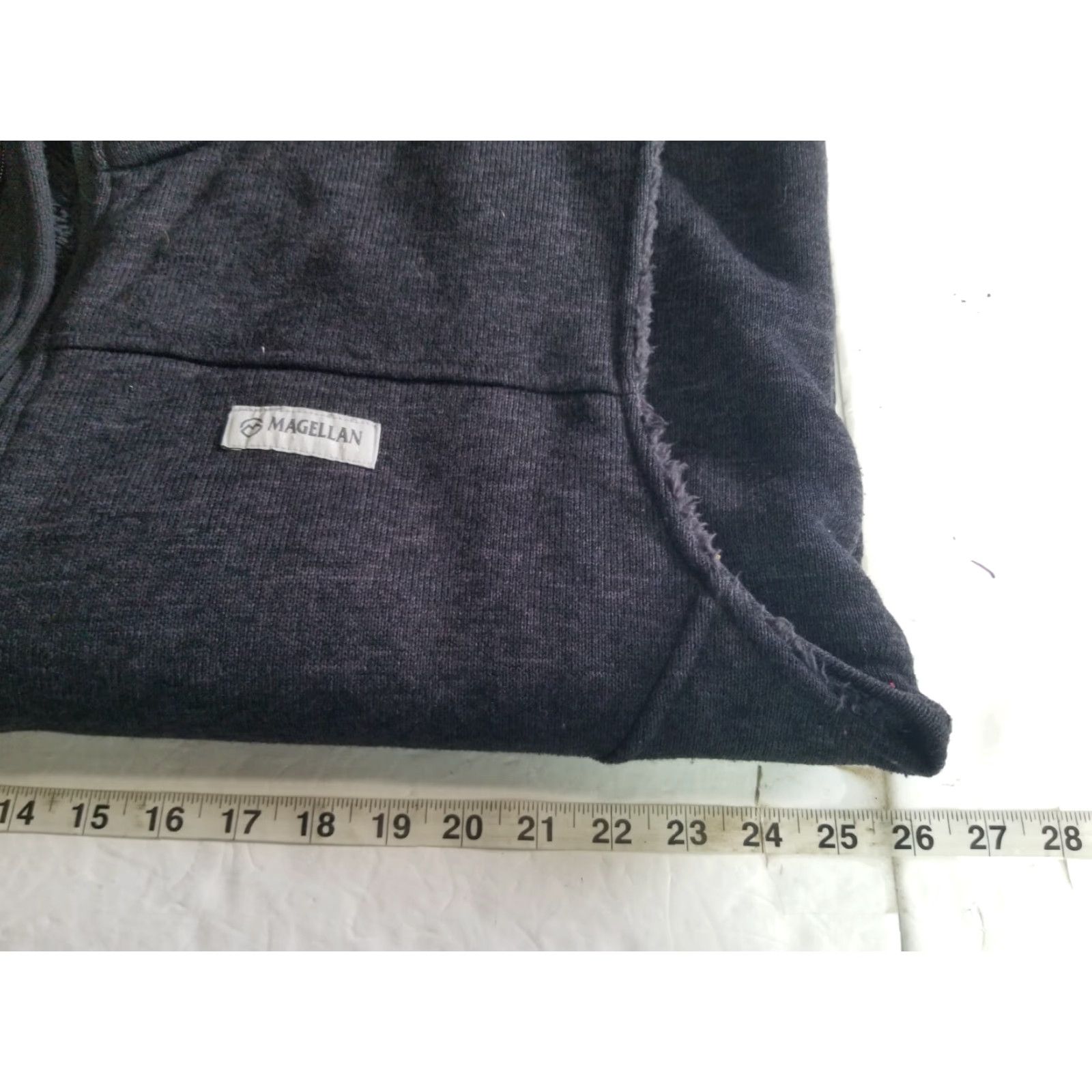 Vintage VINTAGE Magellan Fleece Lined Charcoal Gray Sweater Vest 2XL Men’s Vest Lined Gray Mens Size US XXL / EU 58 / 5 - 4 Thumbnail