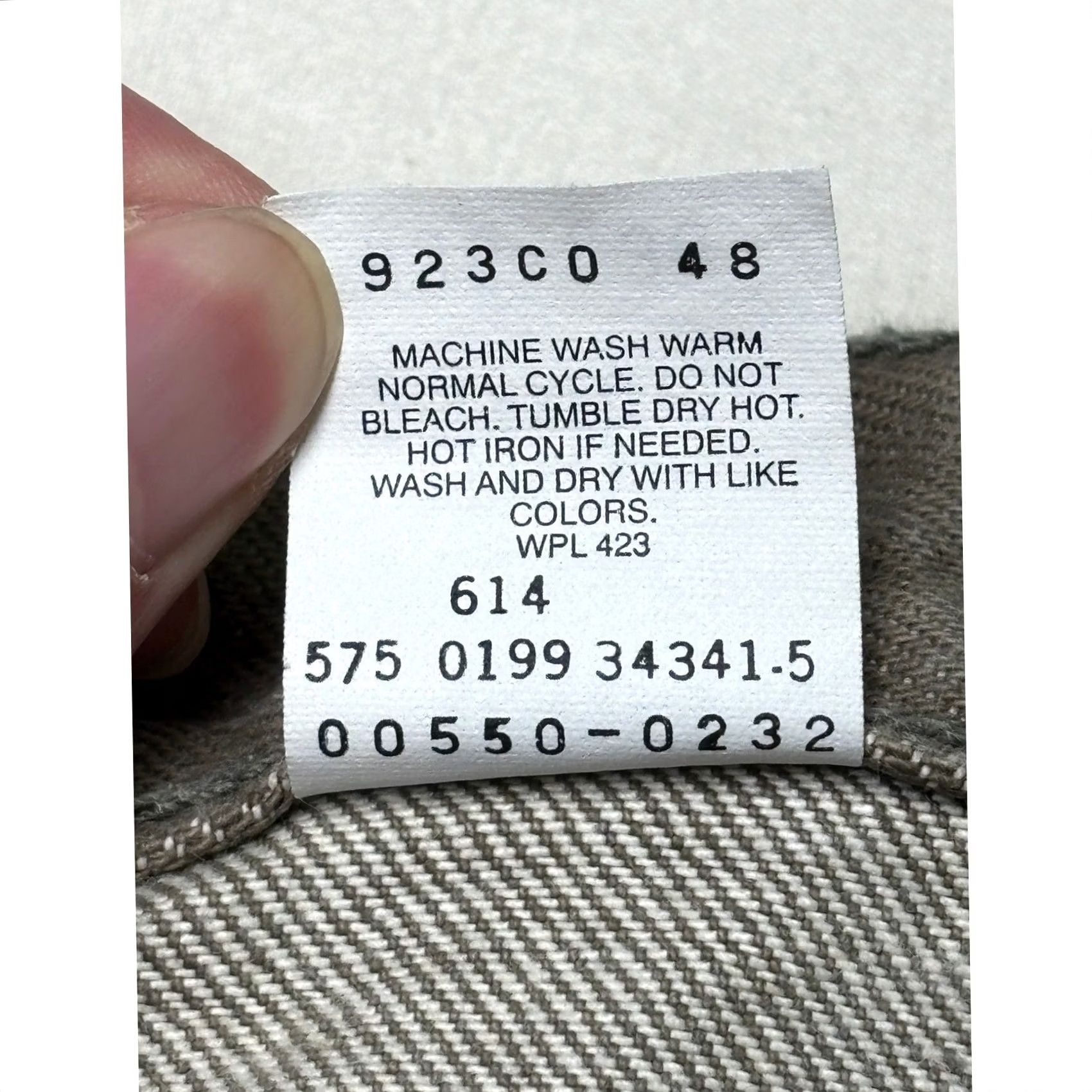 Levi's Item Specifications: Brand: Nike Size US 36 / EU 52 - 4 Thumbnail