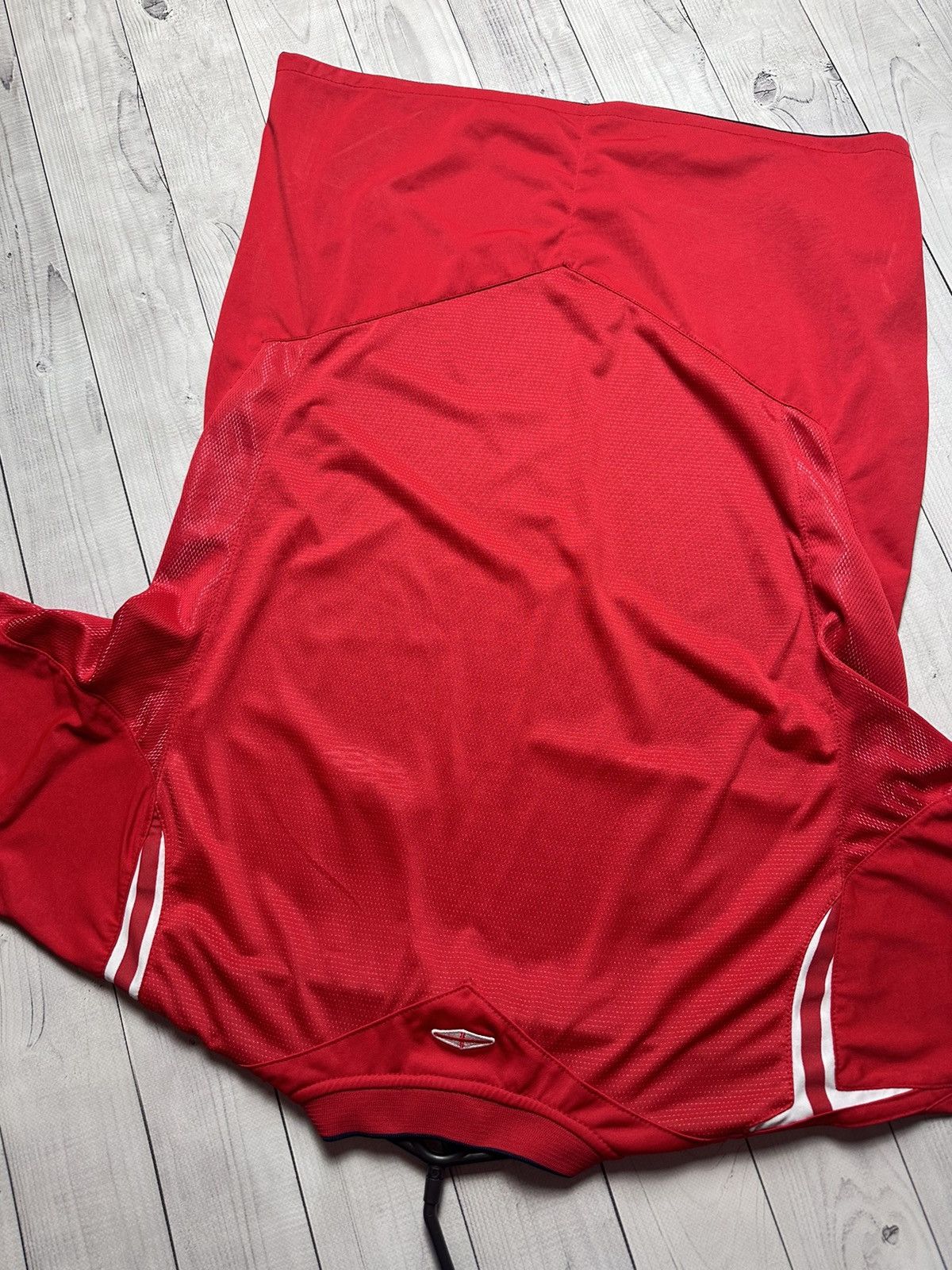 Umbro × Vintage Vintage Umbro England soccer jersey size L red Size US L / EU 52-54 / 3 - 9 Thumbnail