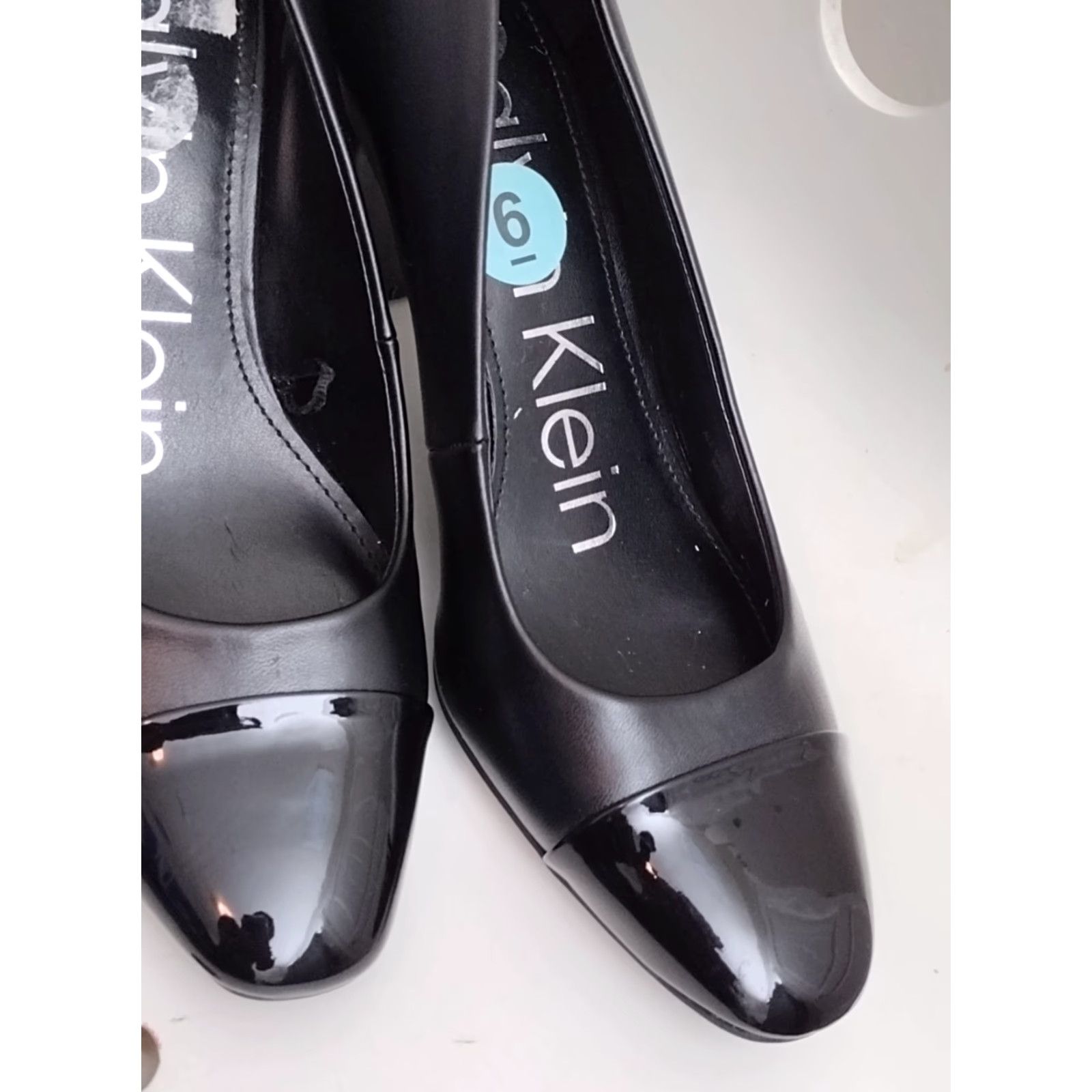 Calvin Klein Calvin Klein Almond Toe Pump Size 9 with Silver and Patent Leather Detail Size US 9 / IT 39 - 5 Thumbnail