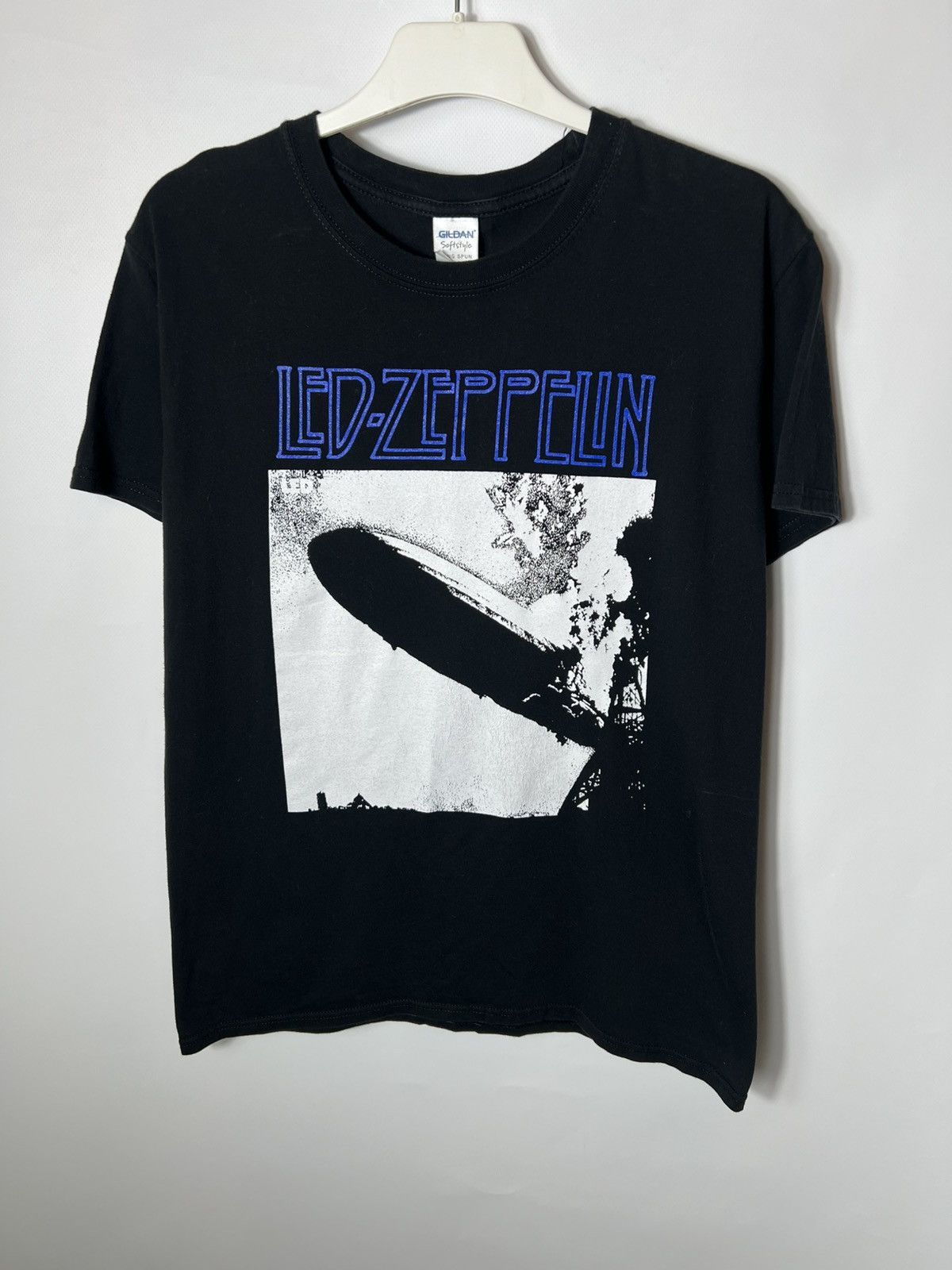 Led Zeppelin Vintage streetwear Band Rock Tour Led Zeppelin T-shirt Size US M / EU 48-50 / 2 - 1 Thumbnail