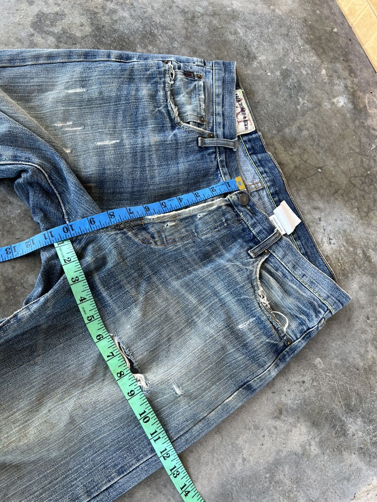 Abercrombie & Fitch Vintage Flare Abercrombie & Fitch Distress Jean Size US 32 / EU 48 - 4 Thumbnail