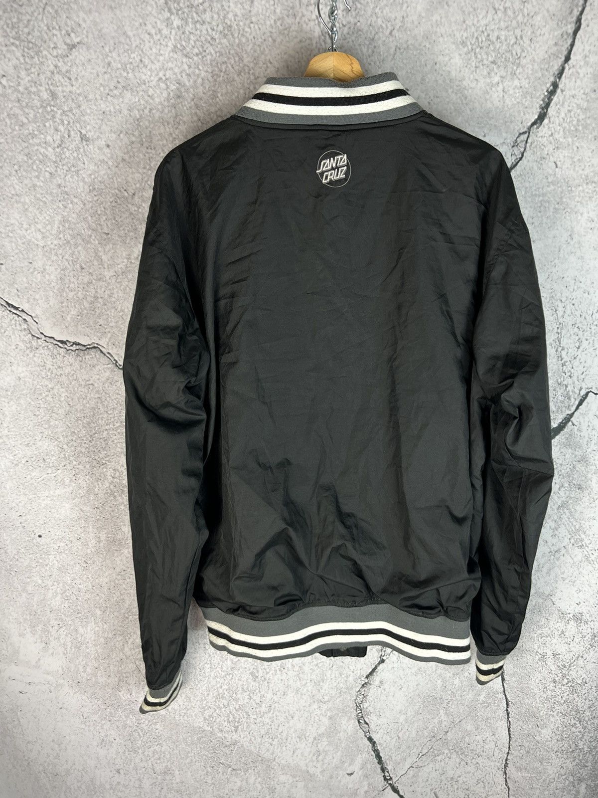 Powell Peralta VINTAGE santa cruz hand LOGO bomber JACKET Size US XL / EU 56 / 4 - 2 Thumbnail