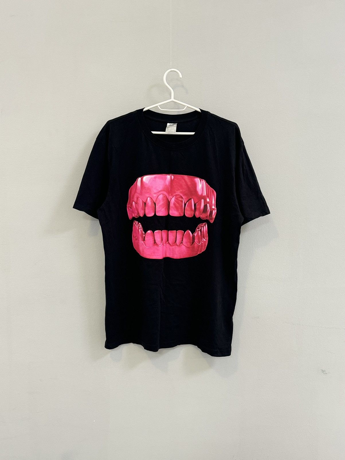 Japanese Brand VERY CRAZY TEETH T-SHIRT Size US M / EU 48-50 / 2 - 1 Thumbnail