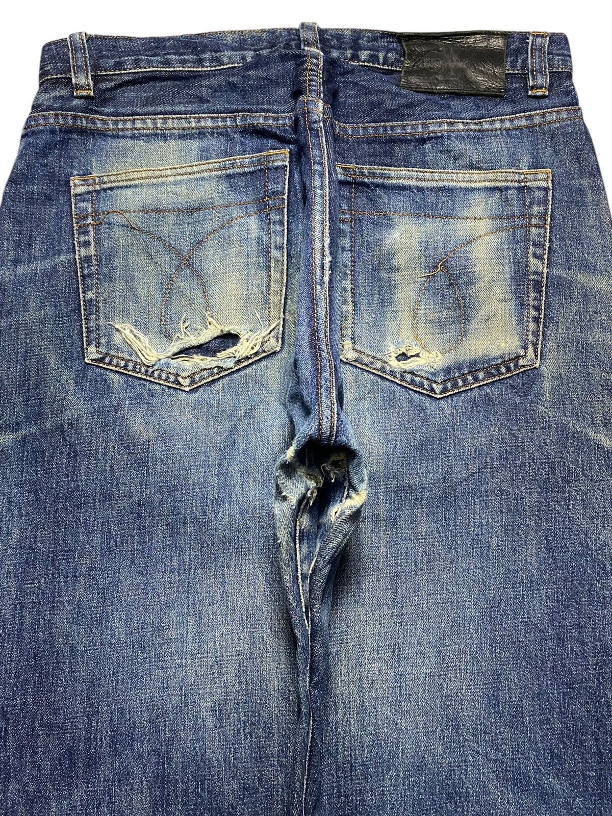 Vintage Vintage Calvin Klein Selvedge Mud Wash Distressed Loose Jean Size US 32 / EU 48 - 4 Thumbnail
