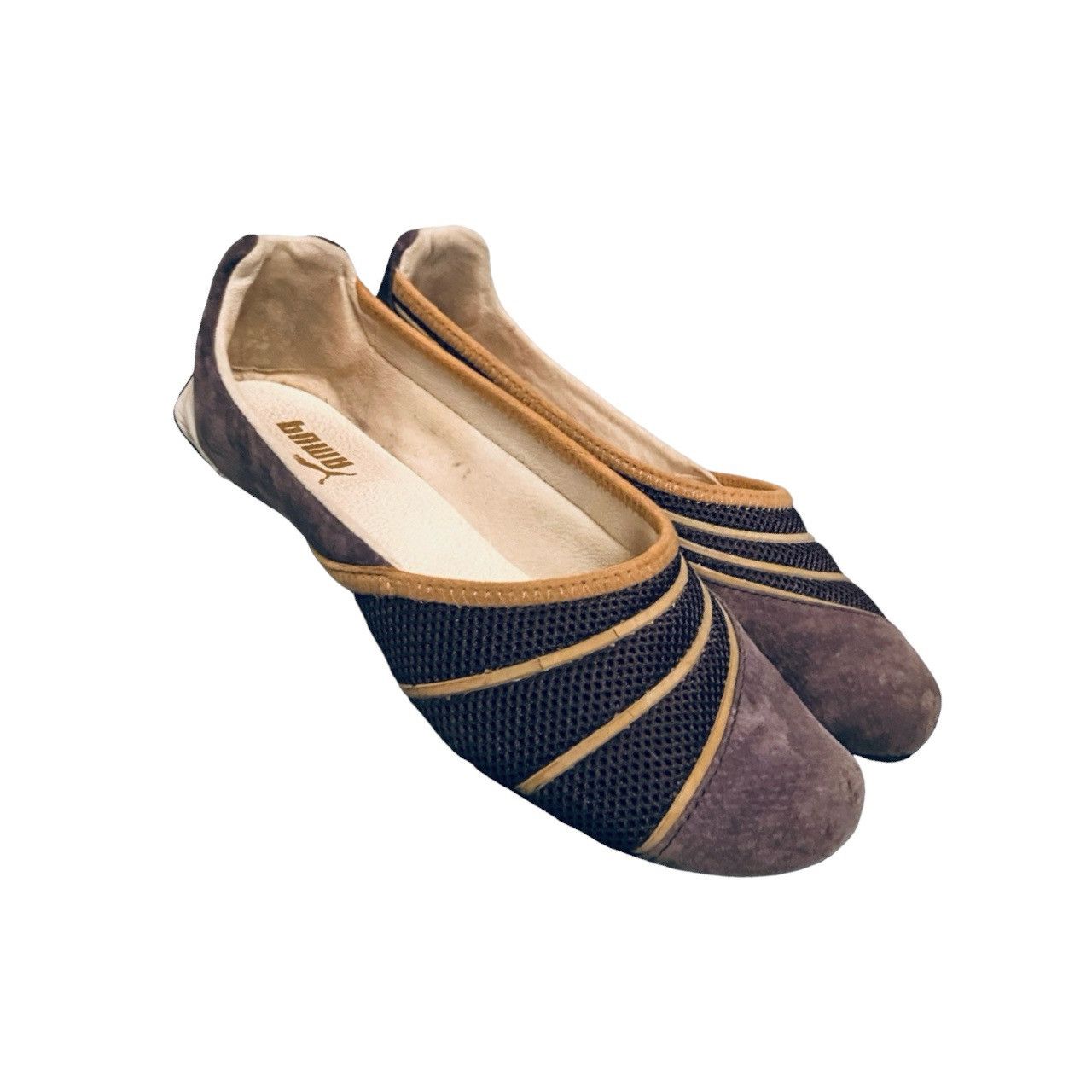 Ultra rare y2k vintage PUMA cottage ballet shoes archive