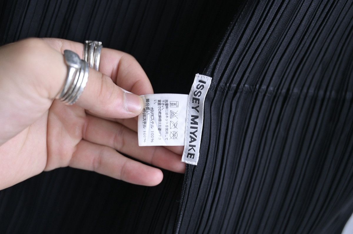 Issey Miyake Issey Miyake FW12 pleated deconstructed mid-coat Size M / US 6-8 / IT 42-44 - 14 Thumbnail