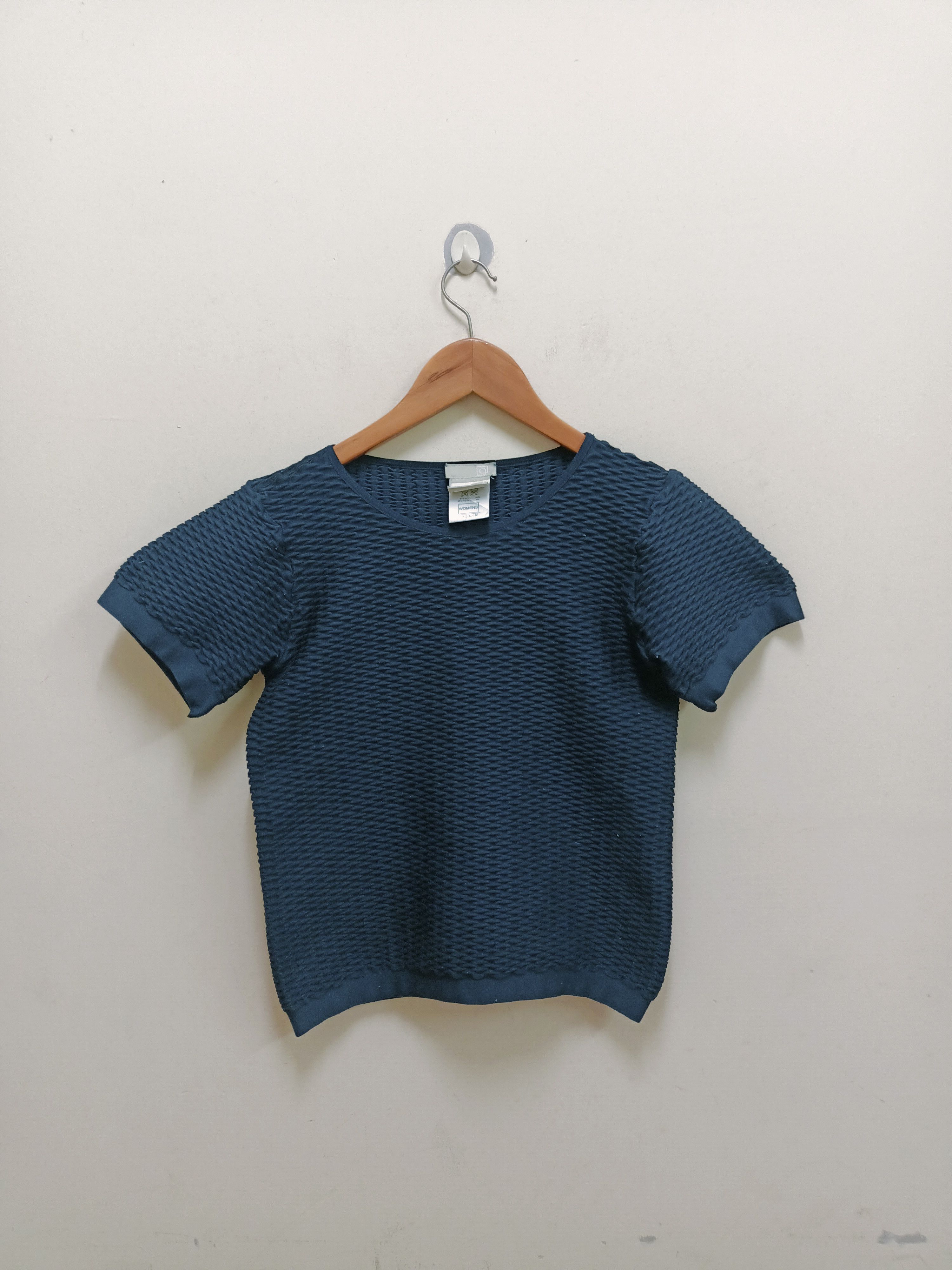 image of Nike Presto T-Shirt For Her in Navy, Women's (Size Medium)