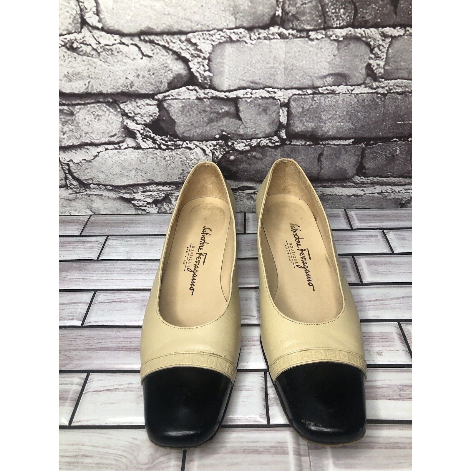 Salvatore Ferragamo Salvatore Ferragamo Marissa Nude Leather Black Cap Toe Pumps Size US 8.5 / IT 38.5 - 13 Thumbnail