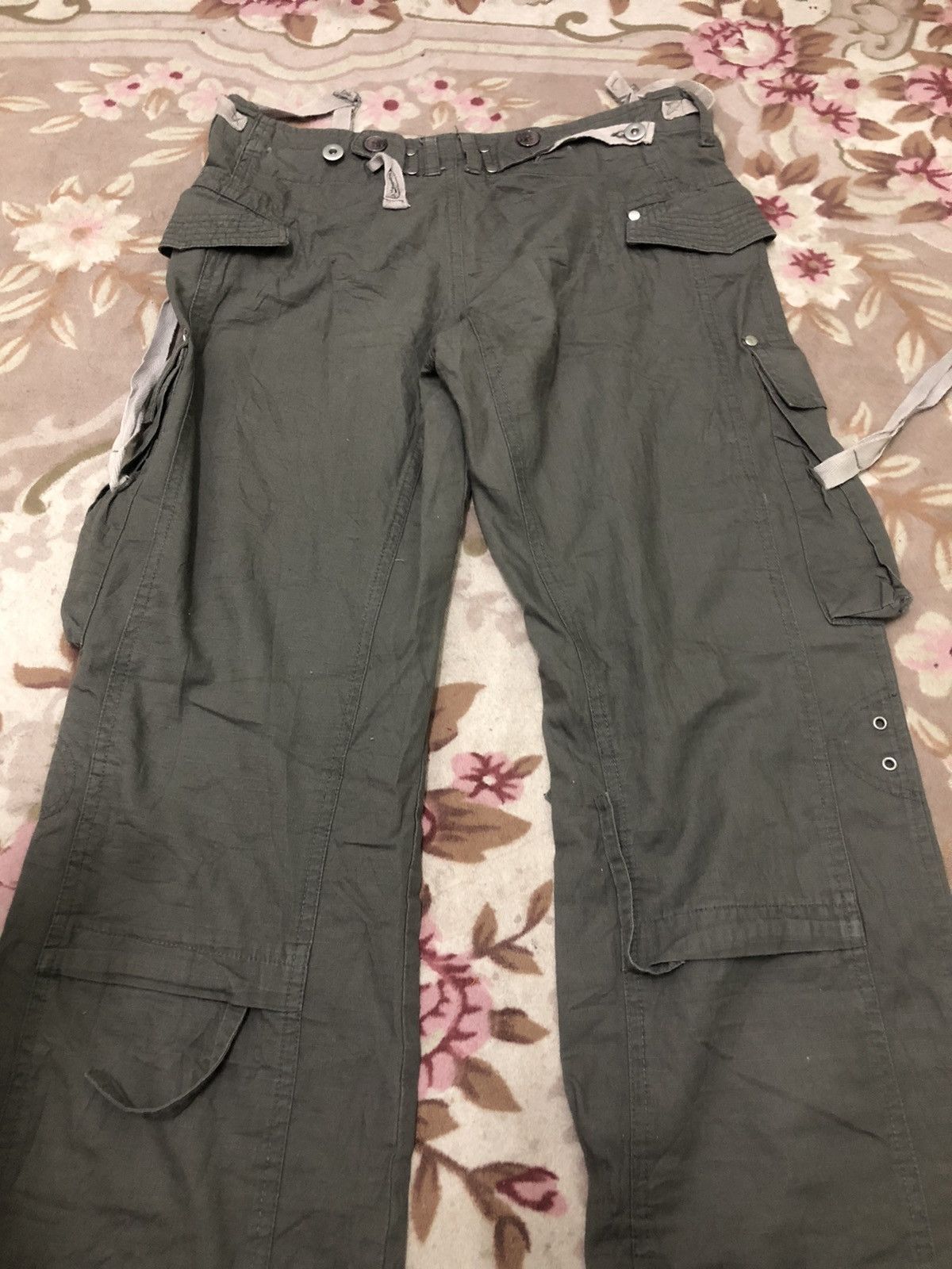 Japanese Brand Y2K Cargo Pants with Straps – Dark Grey Utility Streetwear Size US 31 - 10 Thumbnail