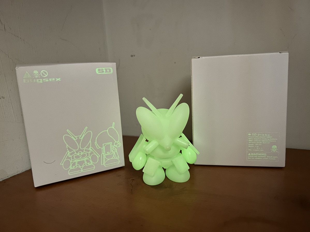 Other BUGSEX SD-21/a.b.u. V3 glow in the dark vinyl figure GiTD Size ONE SIZE - 2 Thumbnail