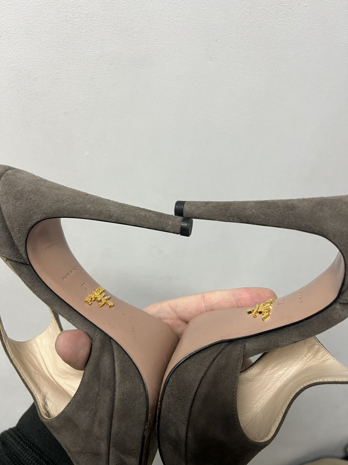 Prada Vintage Prada Women Luxury Heels Size 37 Size US 7 / IT 37 - 7 Thumbnail