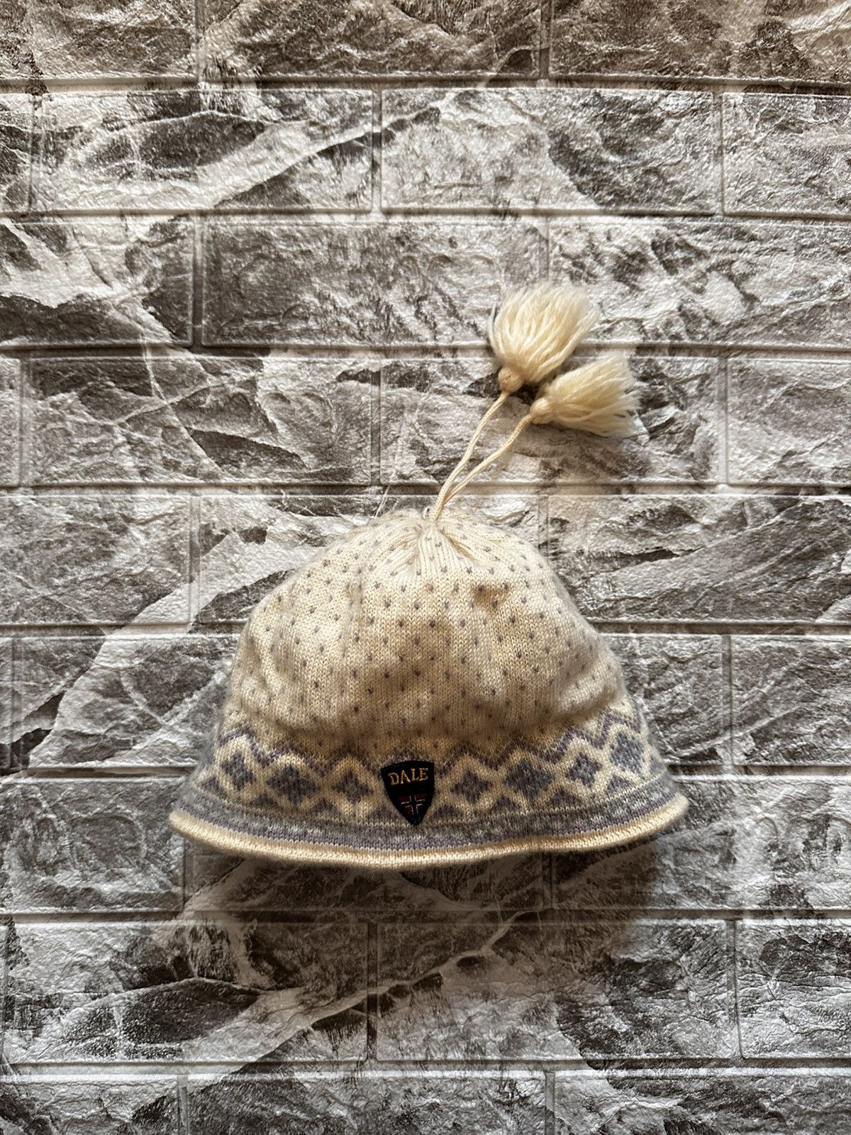 Dale Of Norway Vintage Dale of Norway Wool Knit Hat with Tassels Winter Ski Size ONE SIZE - 1 Thumbnail