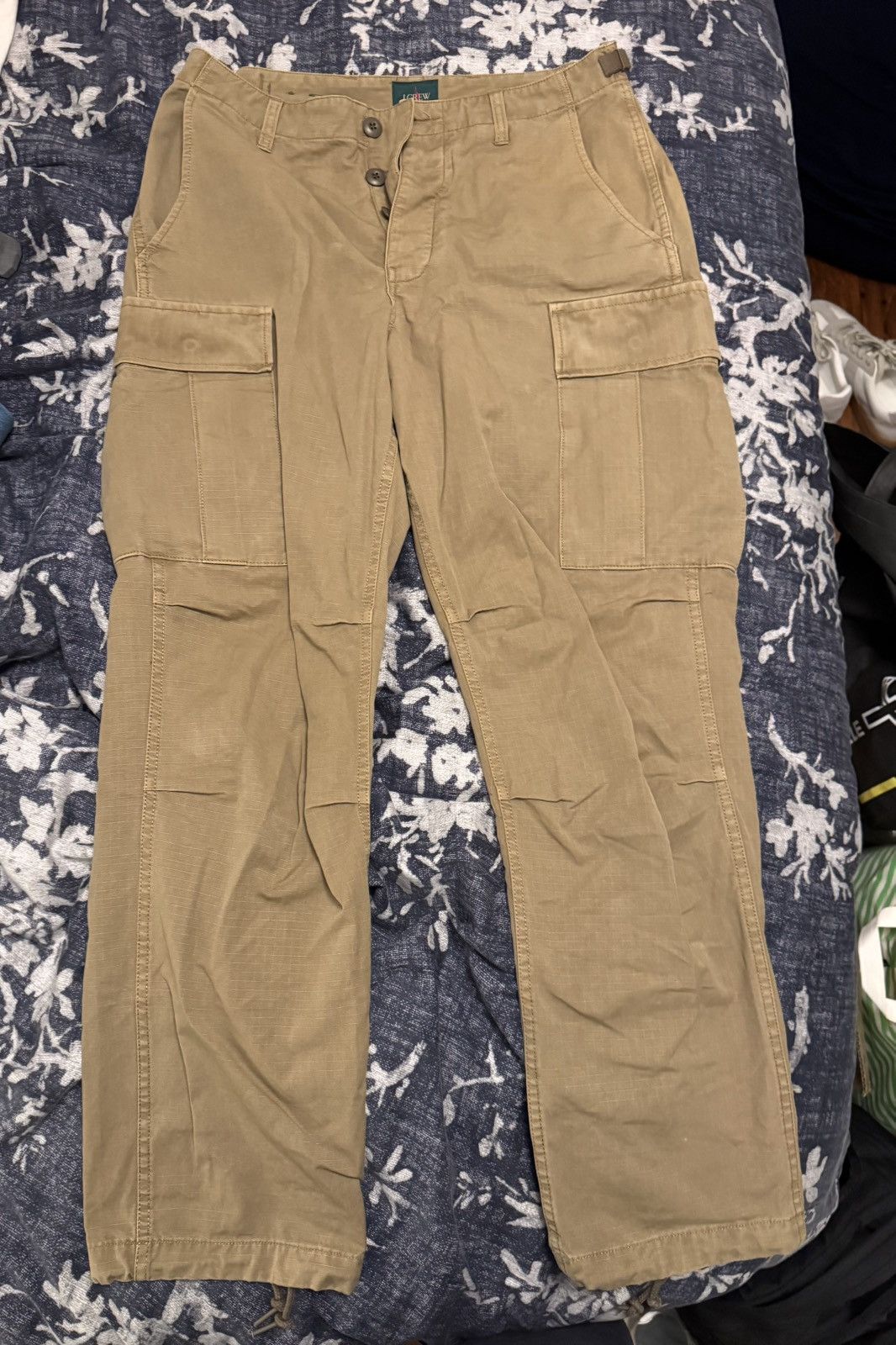 J.Crew J Crew adjustable chino cargo pants Size US 32 / EU 48 - 1 Thumbnail