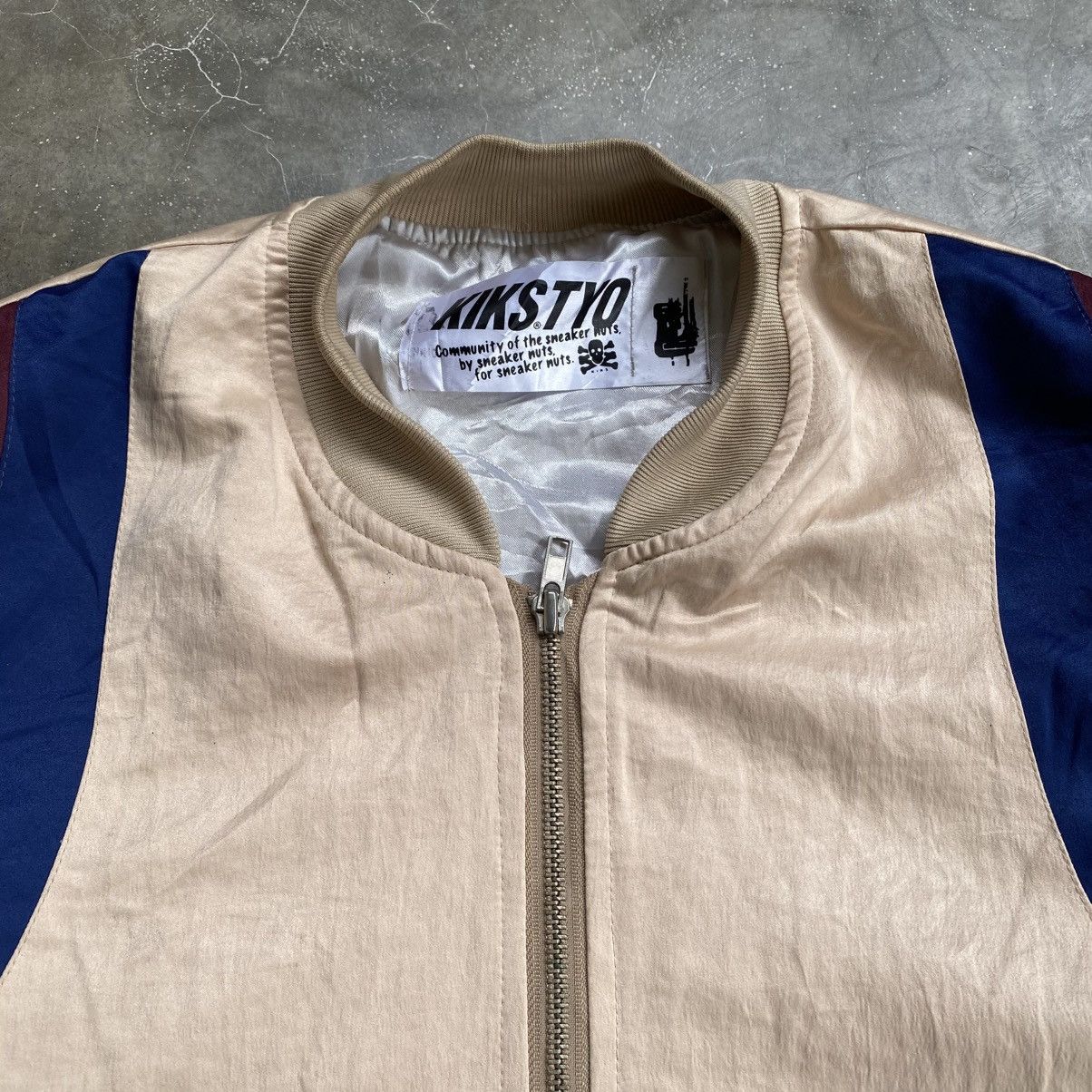 KIKS TYO 2000s Kiks Tyo Satin Varsity Light Jacket Size US L / EU 52-54 / 3 - 9 Thumbnail