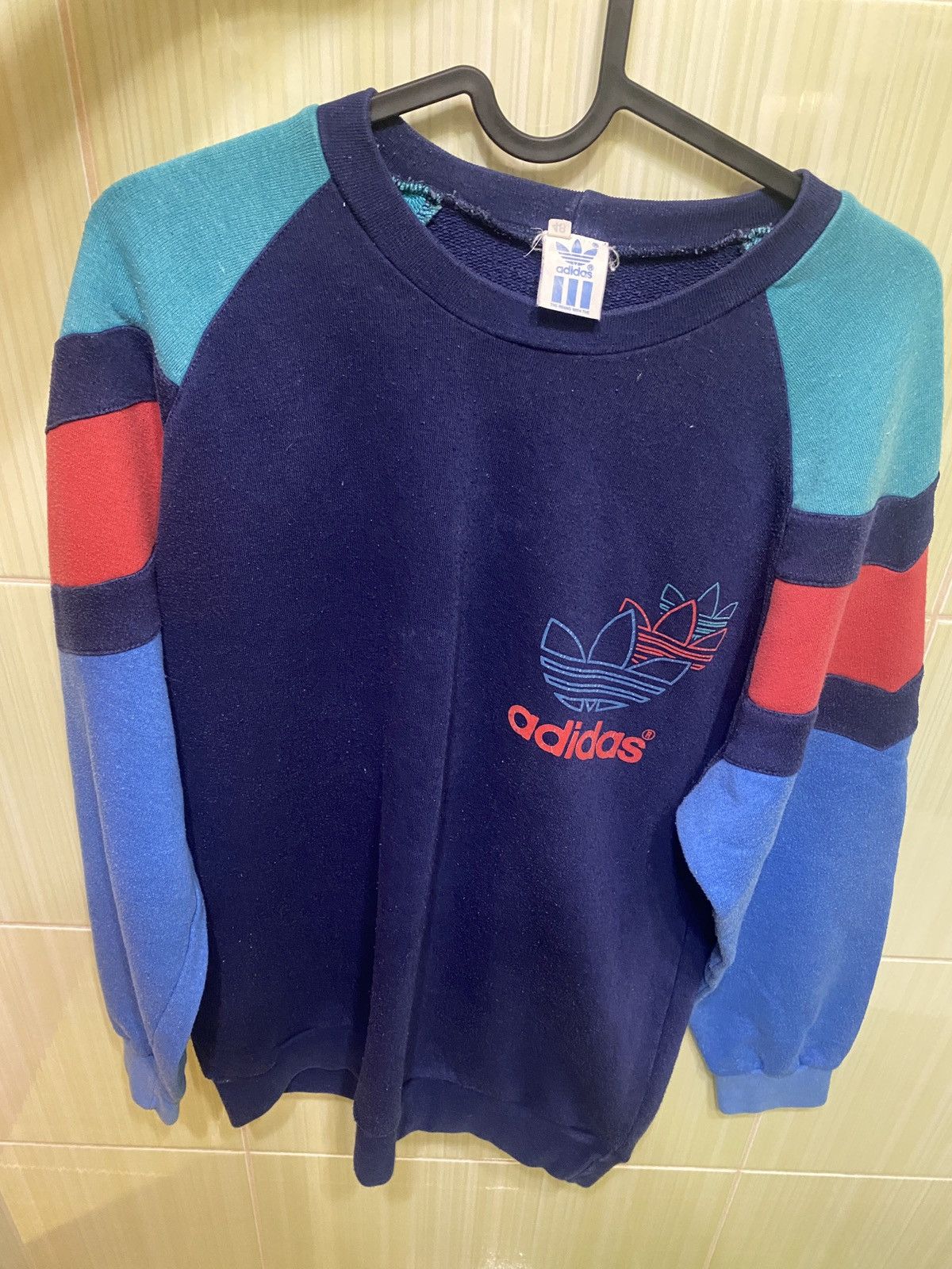 Adidas × Vintage Rare Crawneck adidas 80s Size US L / EU 52-54 / 3 - 1 Thumbnail