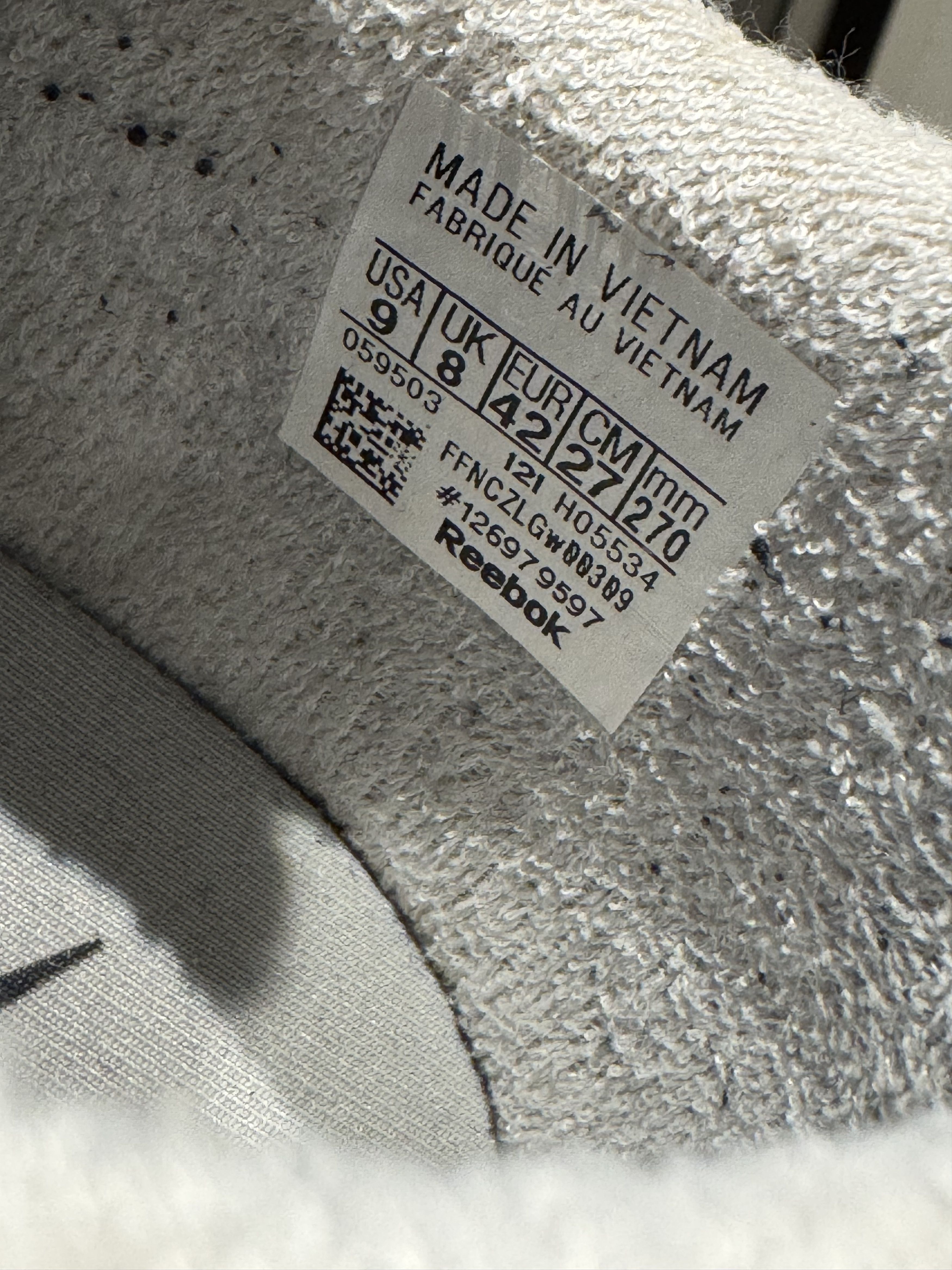 Maison Margiela × Reebok Maison Margiela x Reebok Classic Leather Tabi Size US 9 / EU 42 - 12 Thumbnail